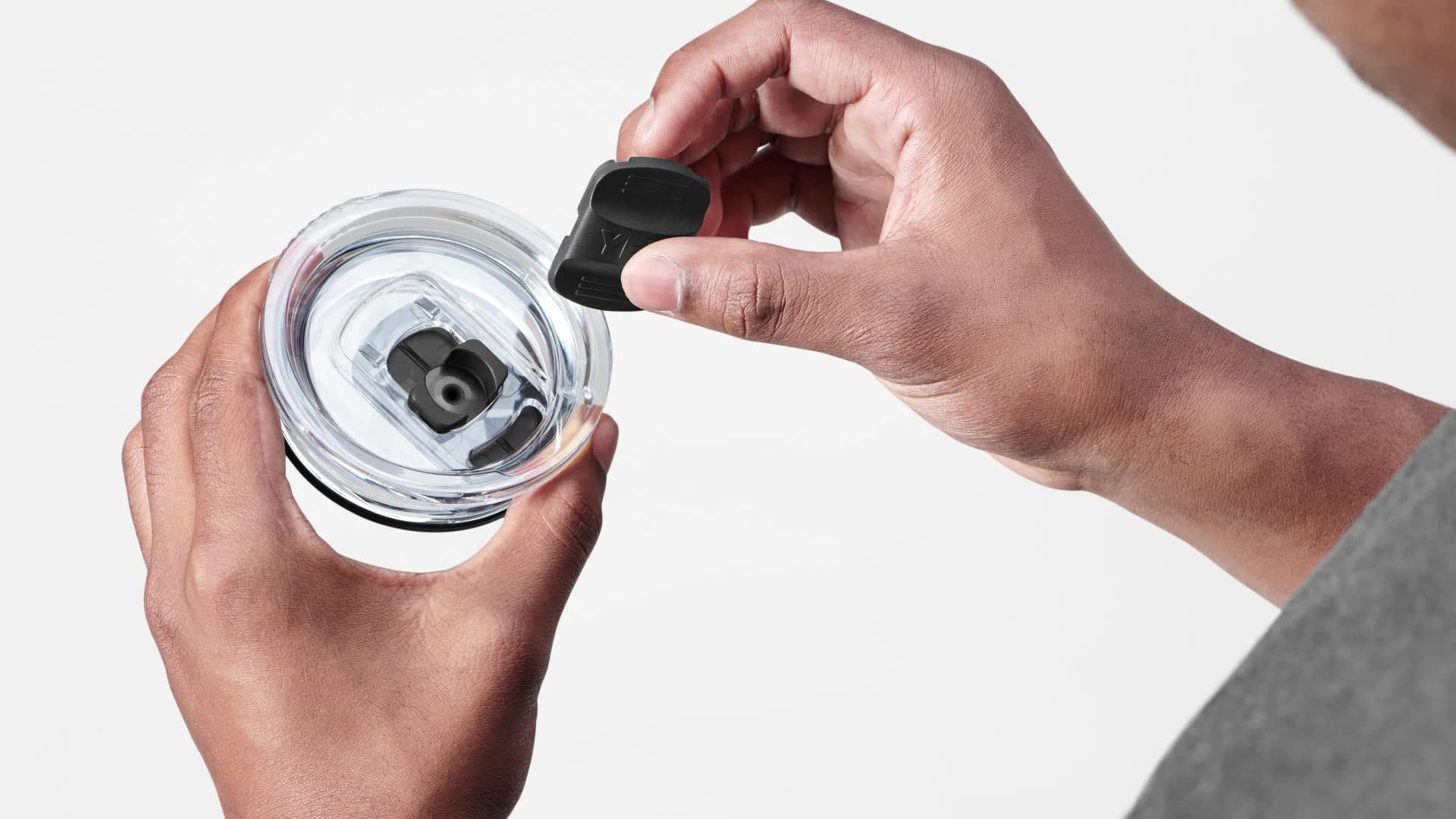 YETI 20 oz. Rambler Travel Mug with Stronghold Lid product