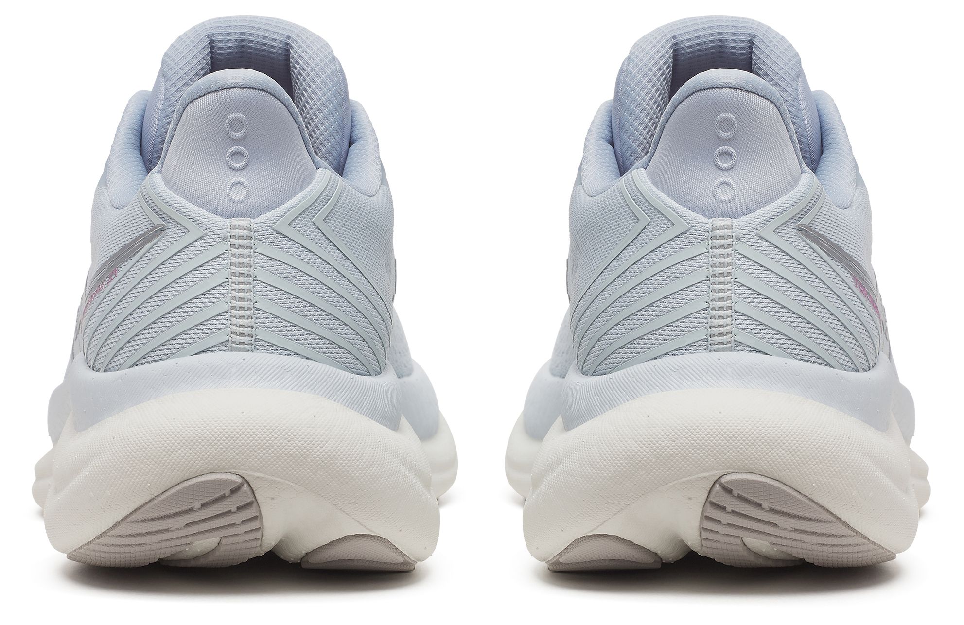 Saucony Women's Triumph 23 Running Shoes product image