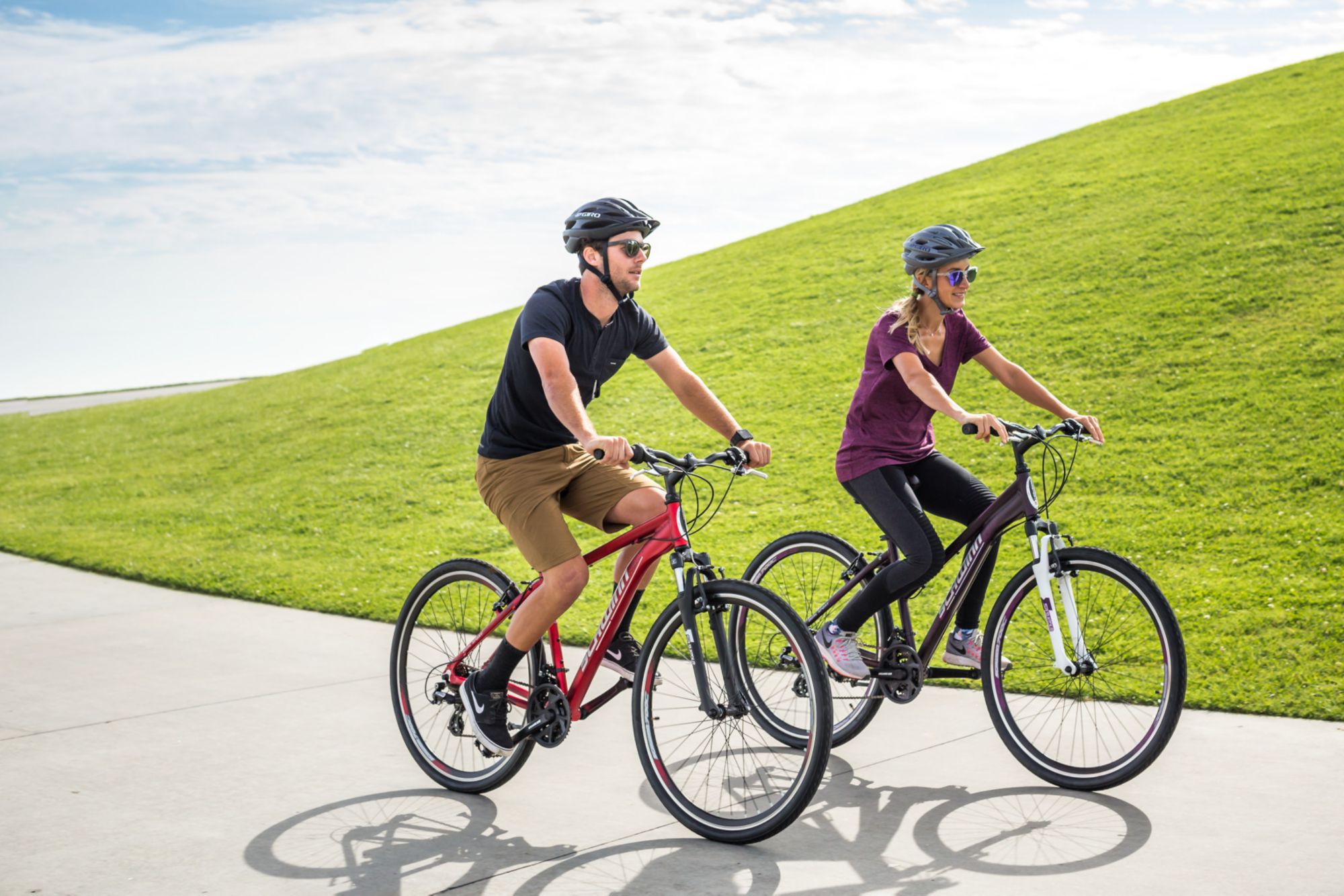 Schwinn Men's GTX 3 Hybrid Bike product image
