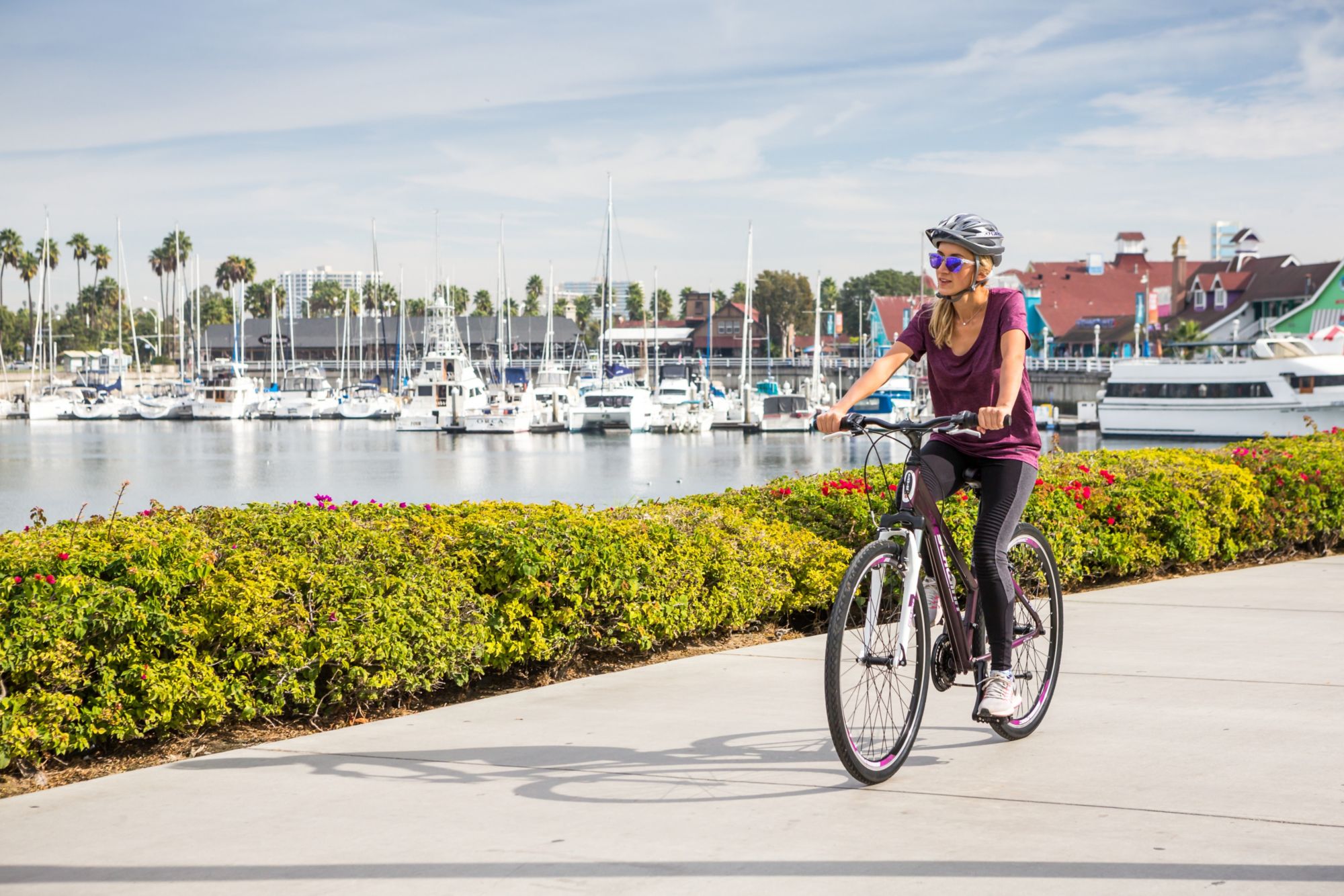 Schwinn Women's GTX 3 Hybrid Bike product image