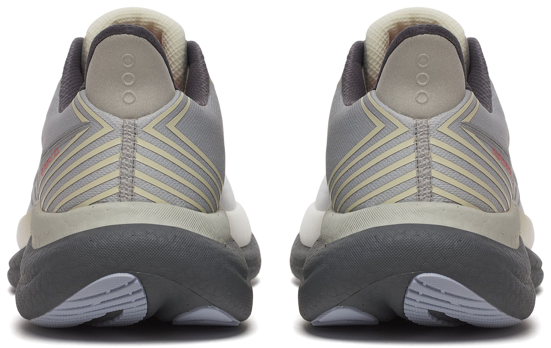 Saucony Men's Triumph 23 Running Shoes product image