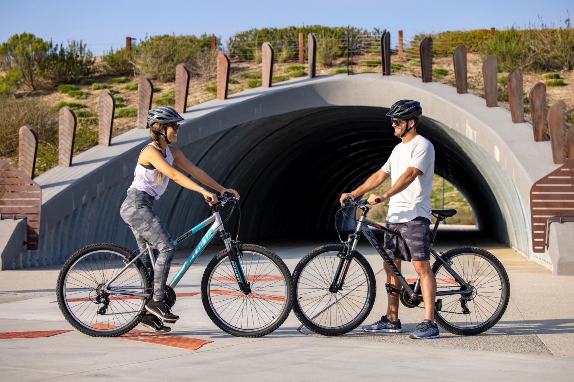 Schwinn Signature Men's Standpoint 27.5" Mountain Bike product image