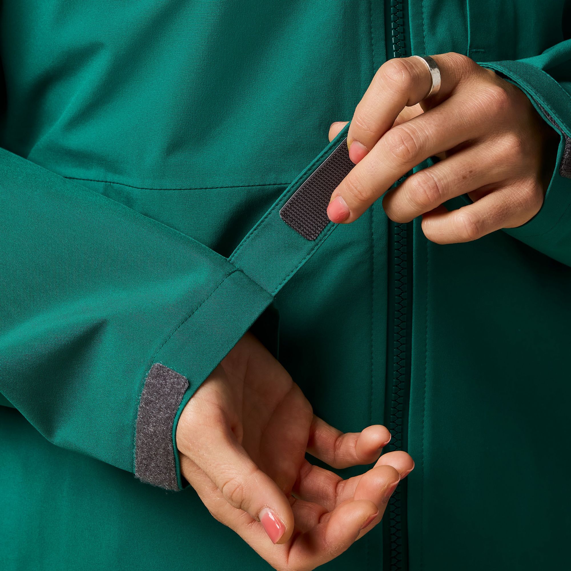 Cotopaxi Women's Cielo Rain Jacket product image