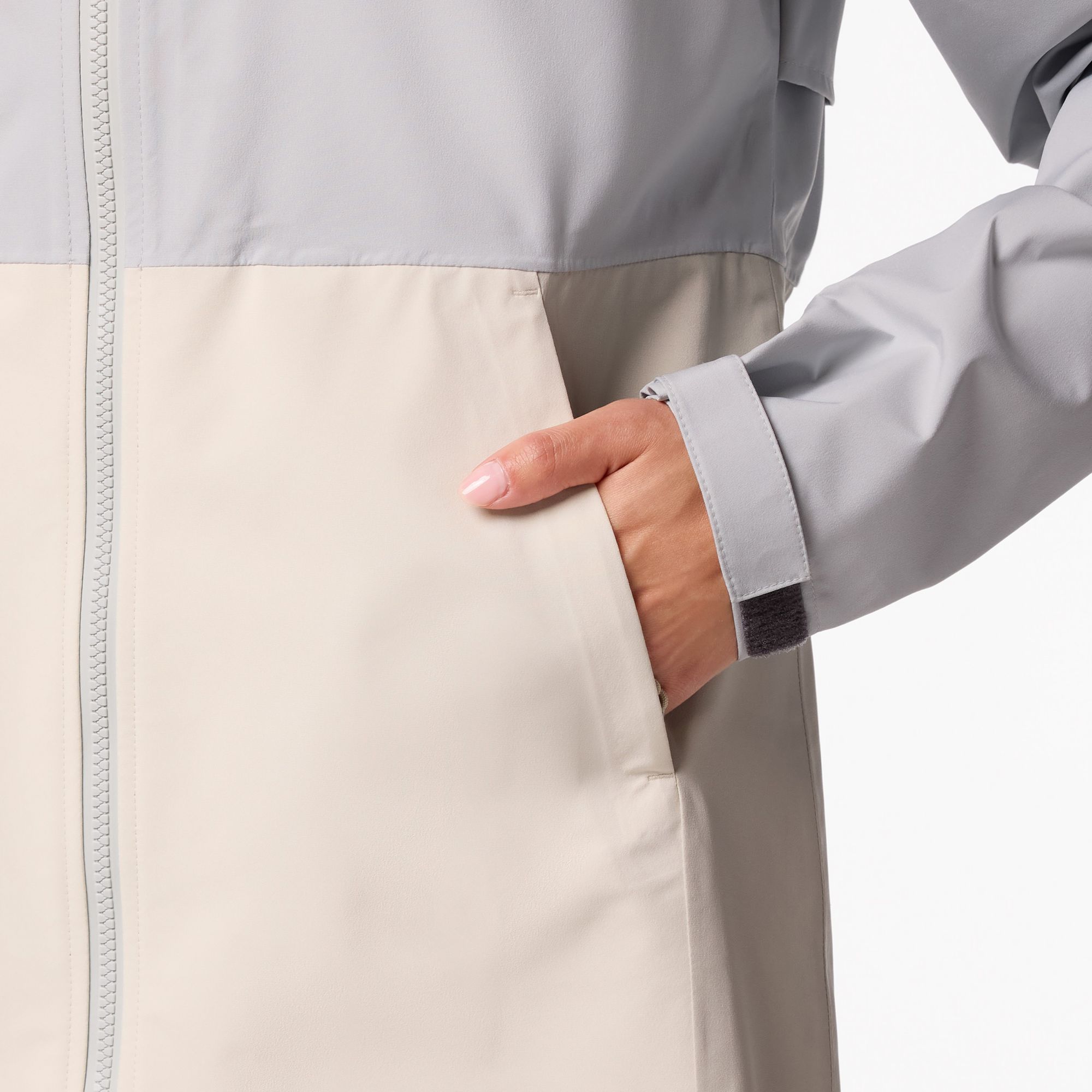 Cotopaxi Women's Cielo Rain Trench product image