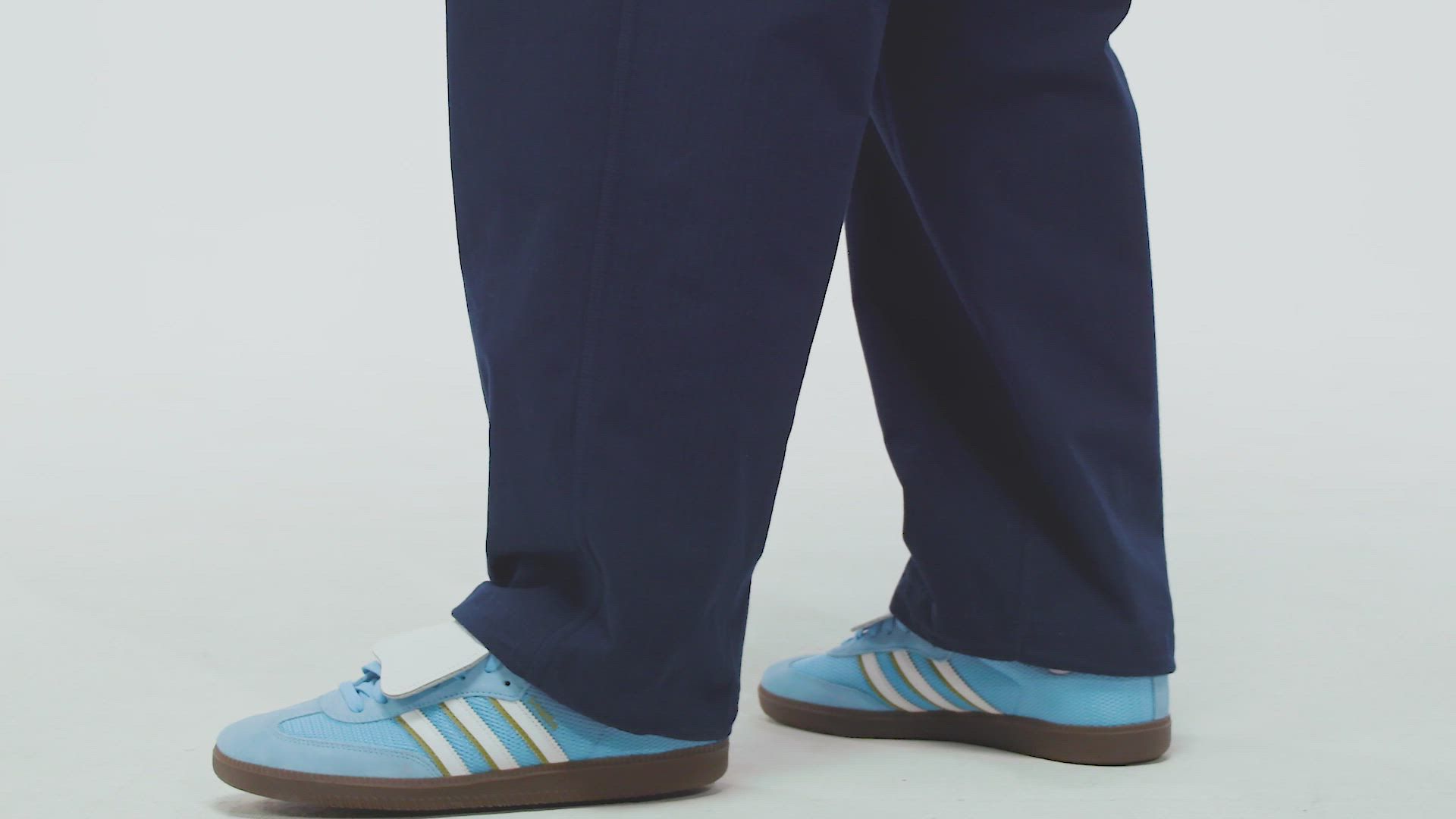 adidas Men's Trefoil Essentials Woven Cargo Pants product