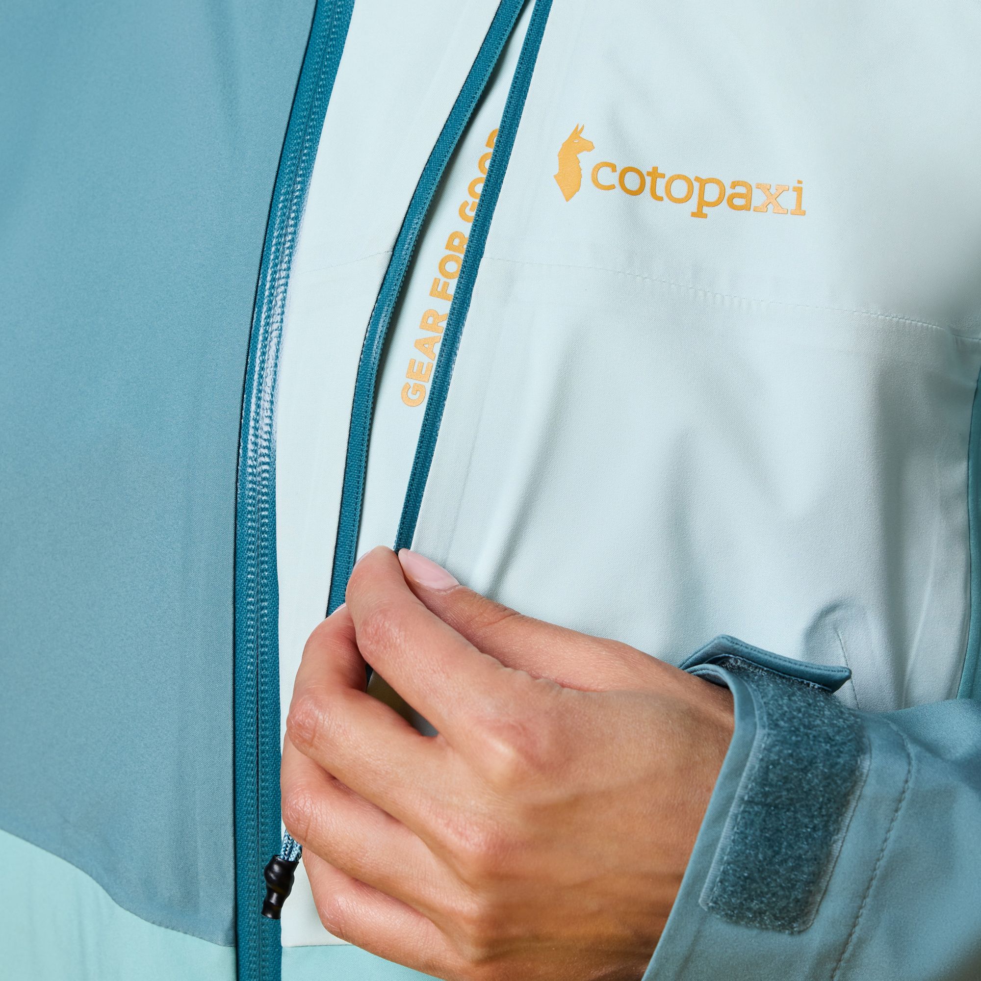 Cotopaxi Women's Impermo 3L Hooded Shell Jacket product image