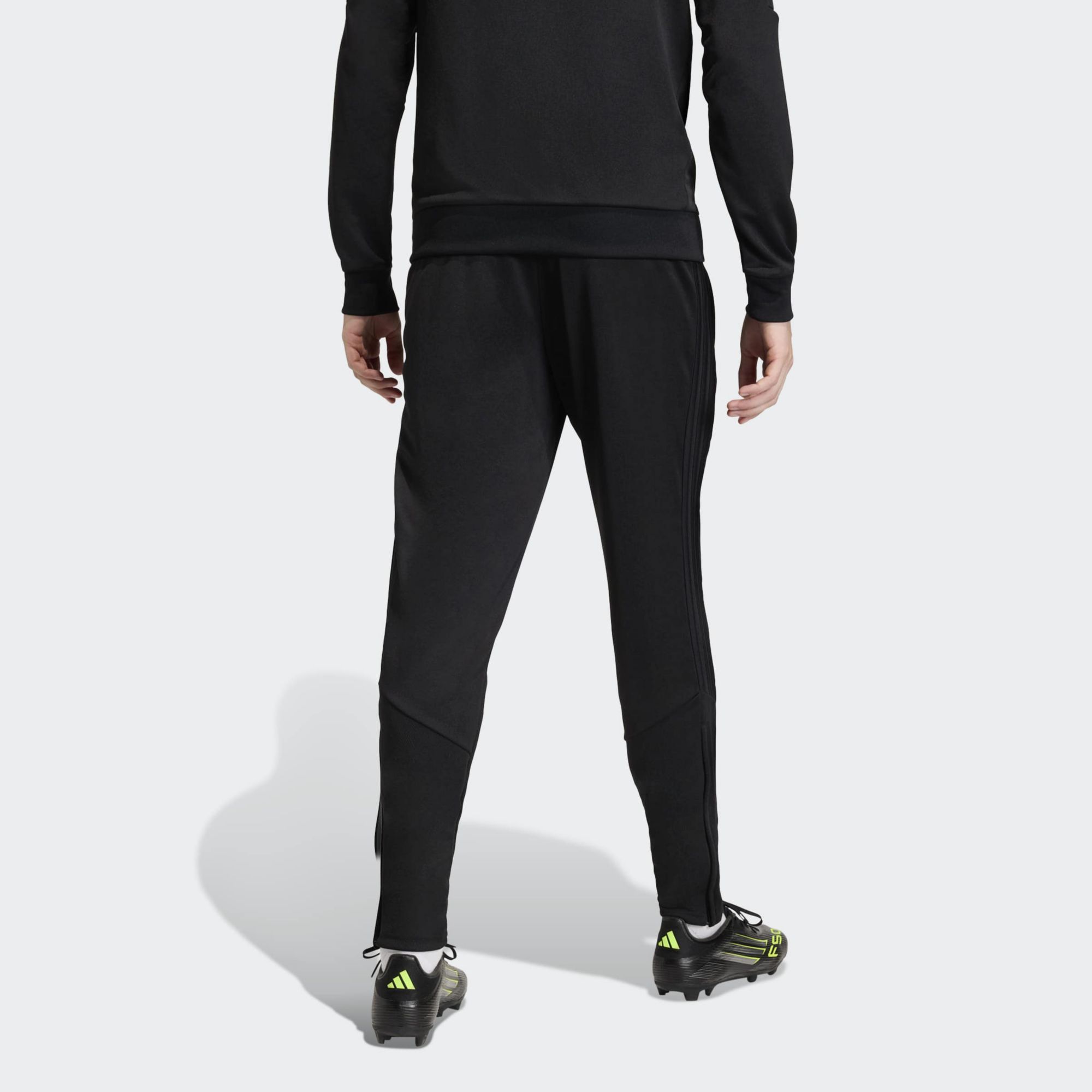adidas Men's Tiro 26 Training Pants product image