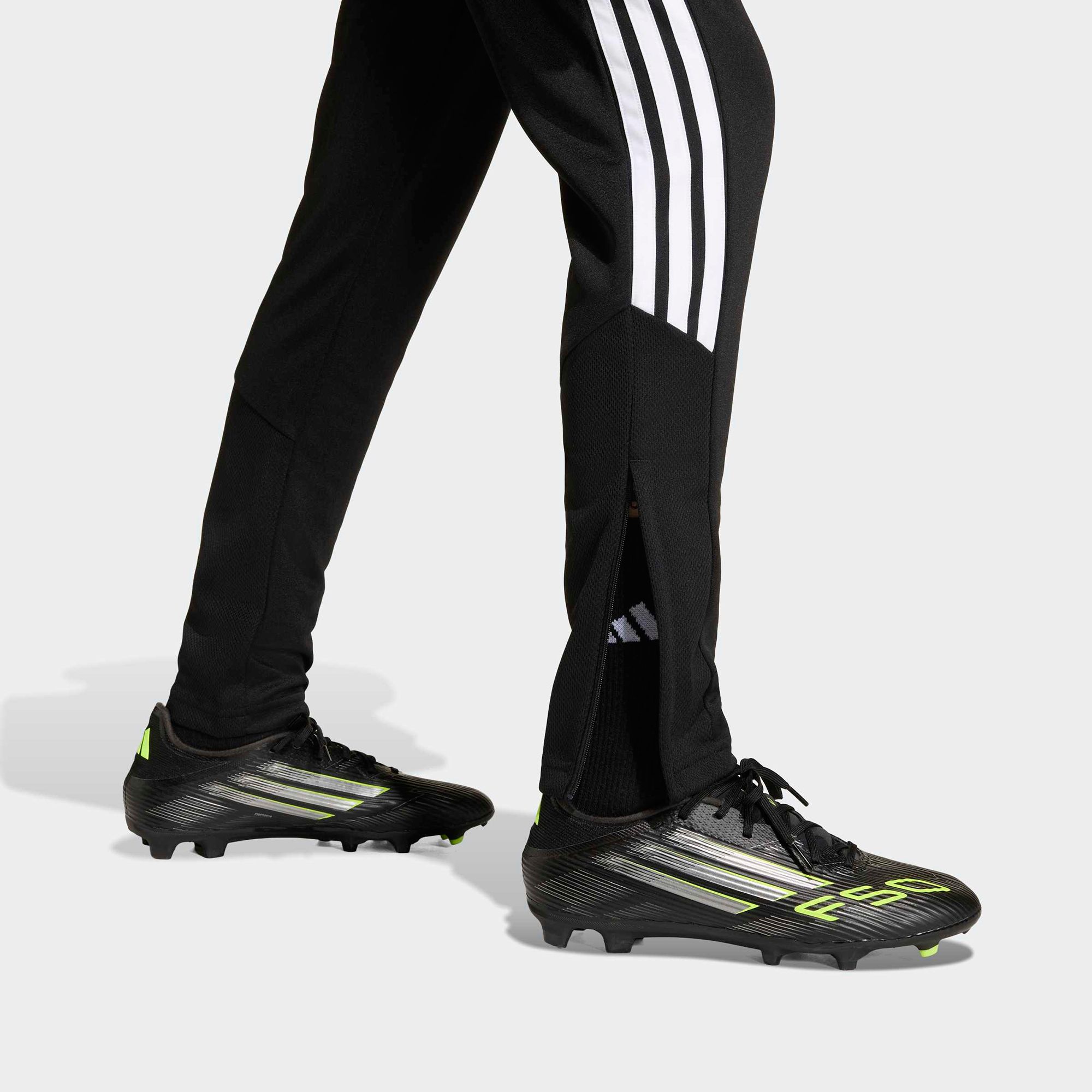 adidas Kids' Tiro 26 League Training Pants product image