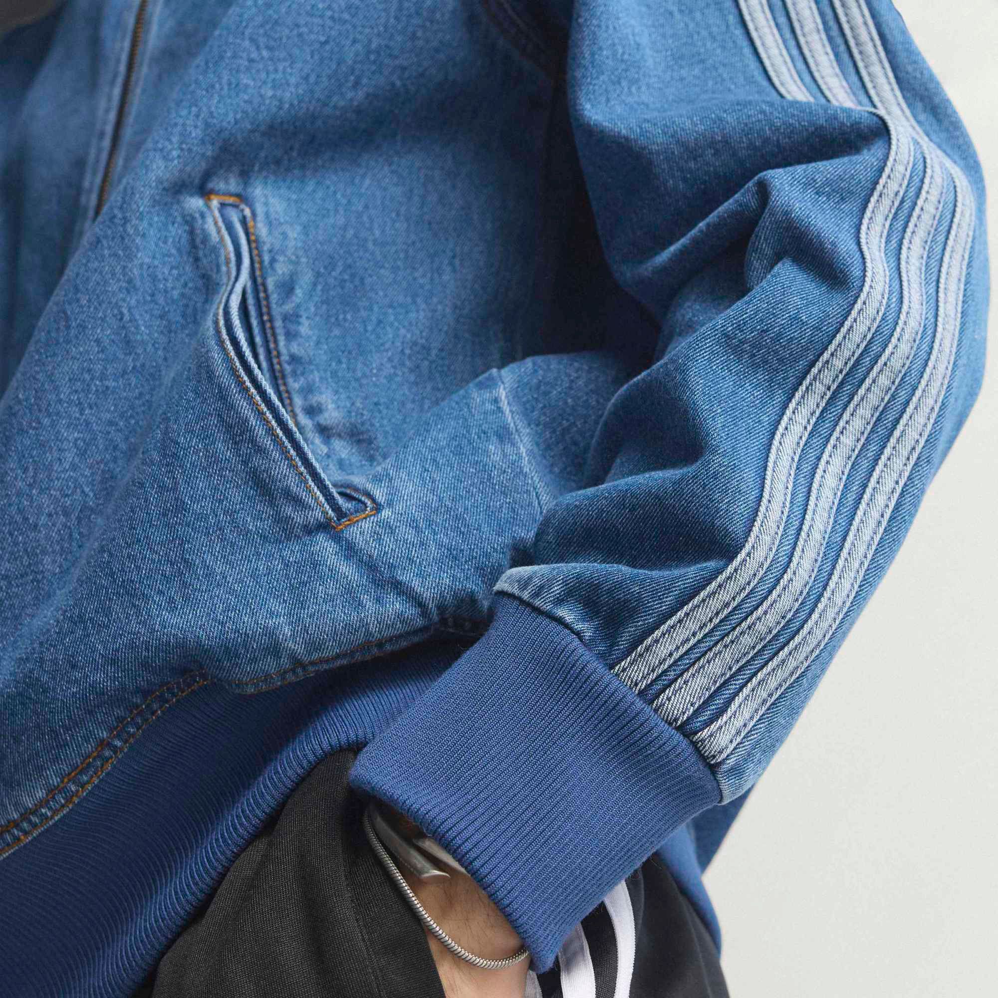 adidas Men's Graphic Logo Loose Hoodie product image