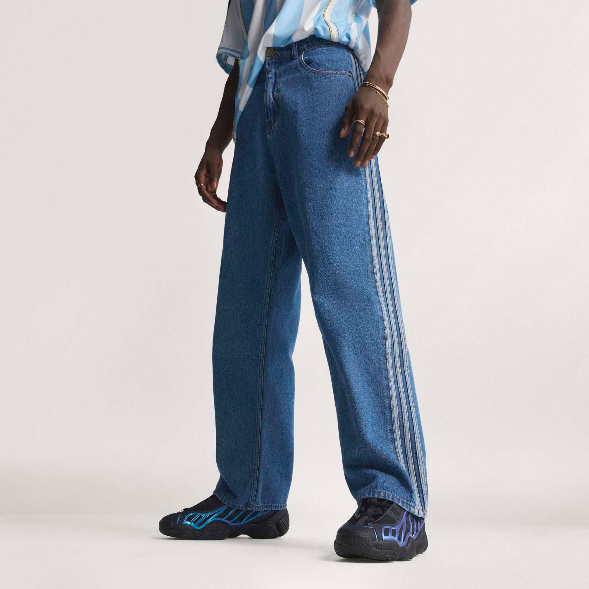 adidas Men's Adicolor Firebird Denim Pants product image