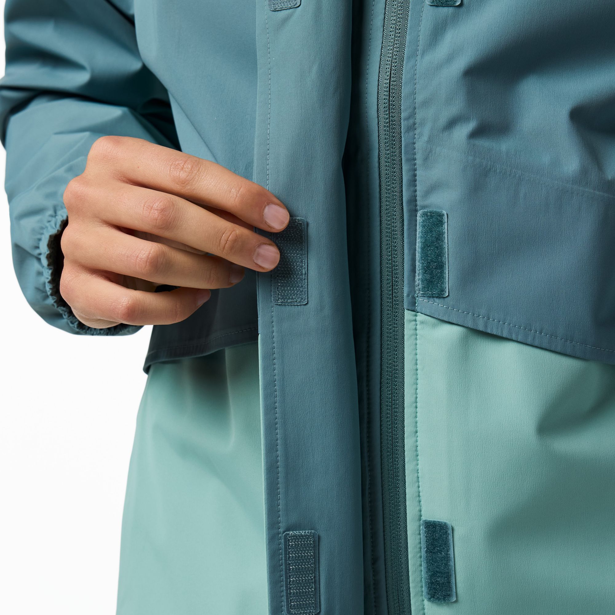 Cotopaxi Women's Rayu Rain Jacket product image