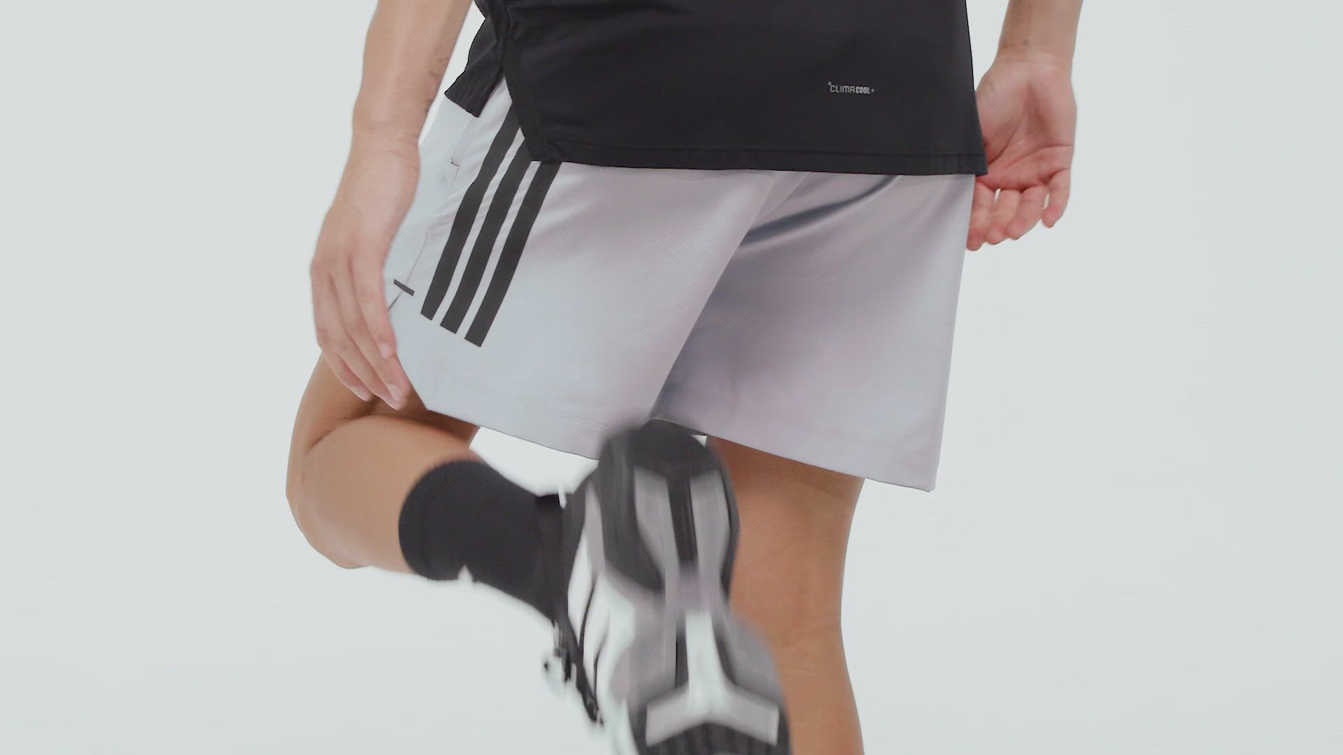 adidas Men's Designed for Training PrimeLift 3-Stripes 7'' Shorts product