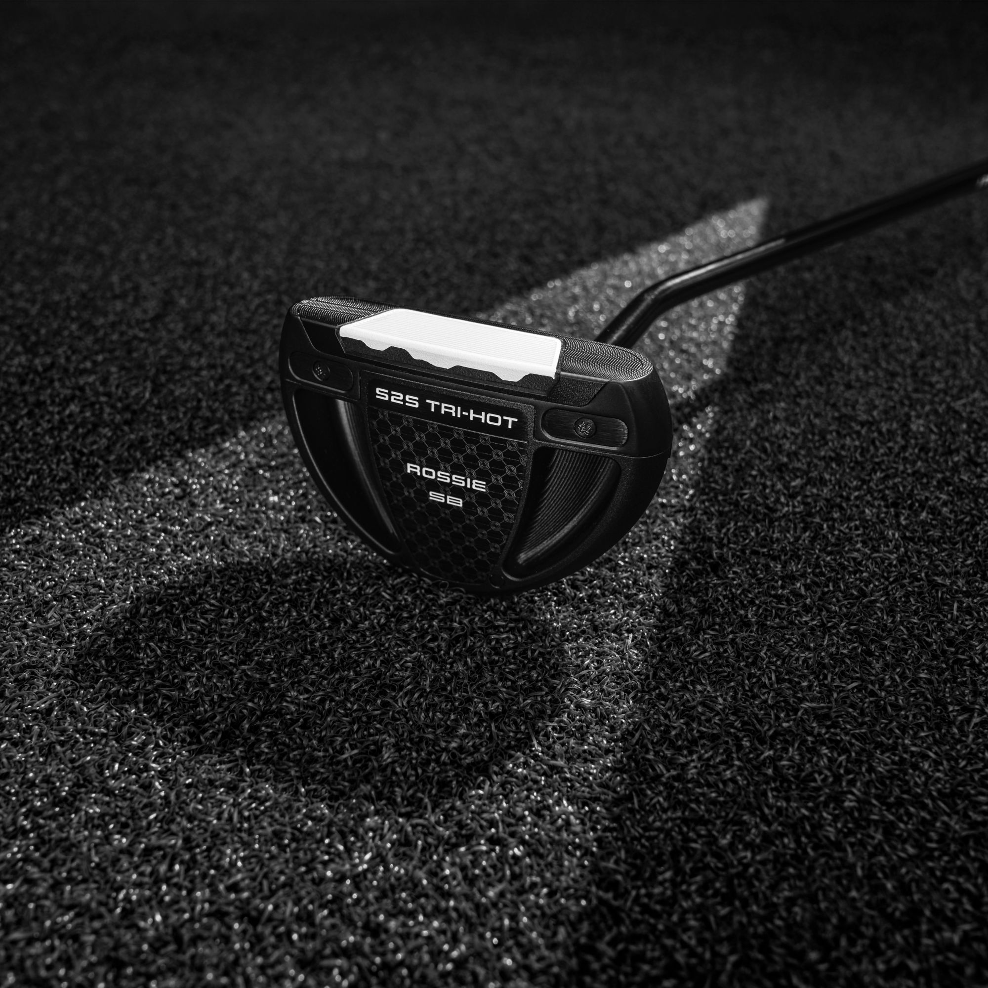 Odyssey Square 2 Square Tri-Hot Black Rossie SB Putter product image