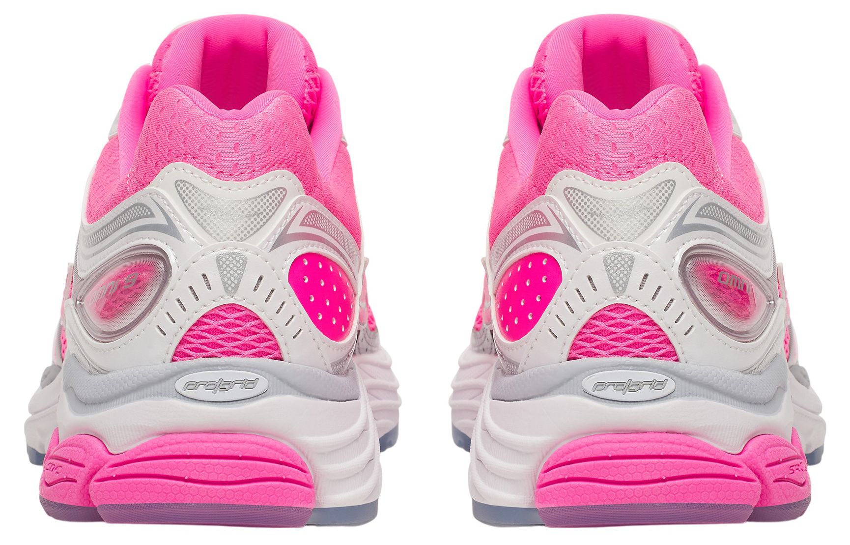 Saucony Women's ProGrid Omni 9 Shoes product image