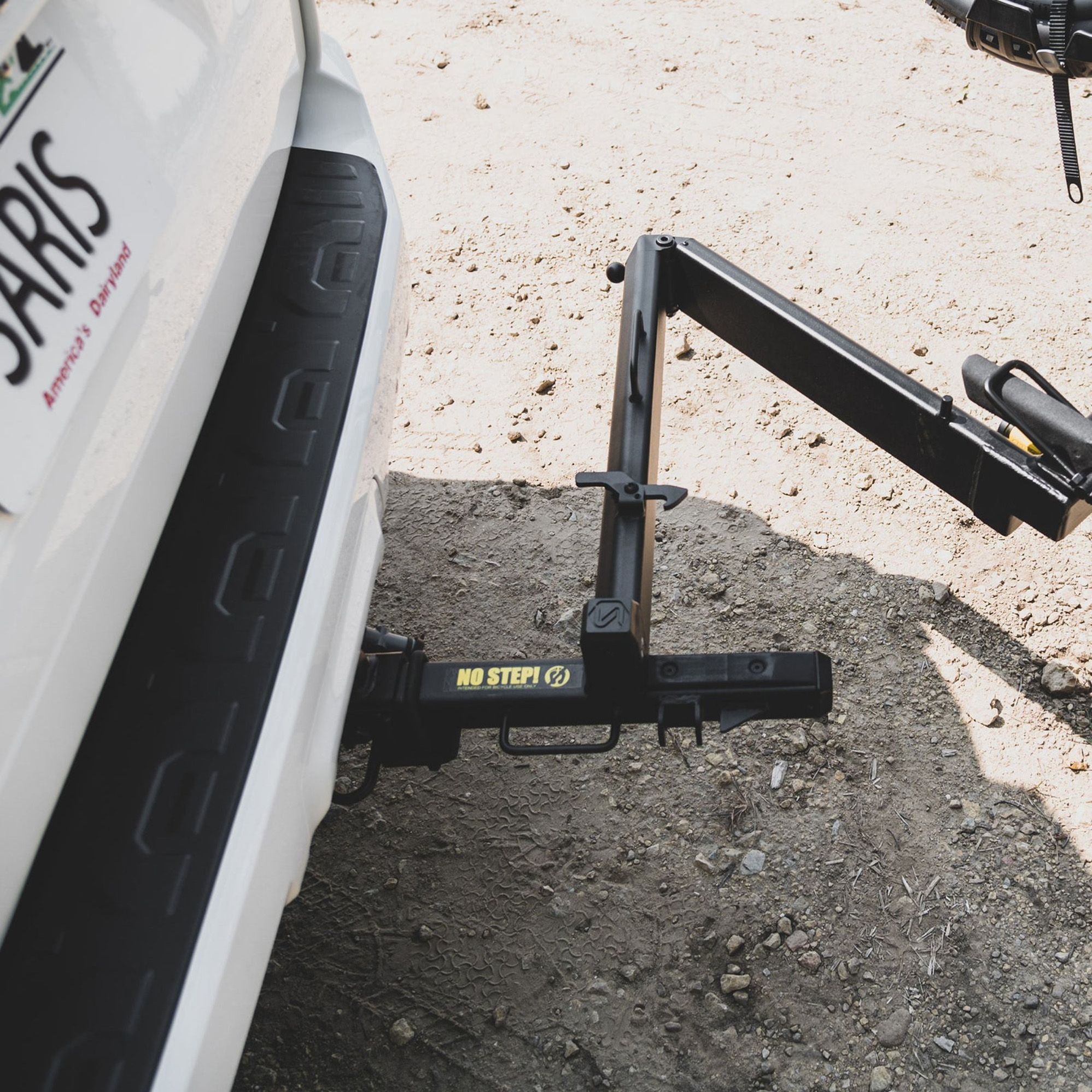 Saris Universal 2” Hitch Tightener product image