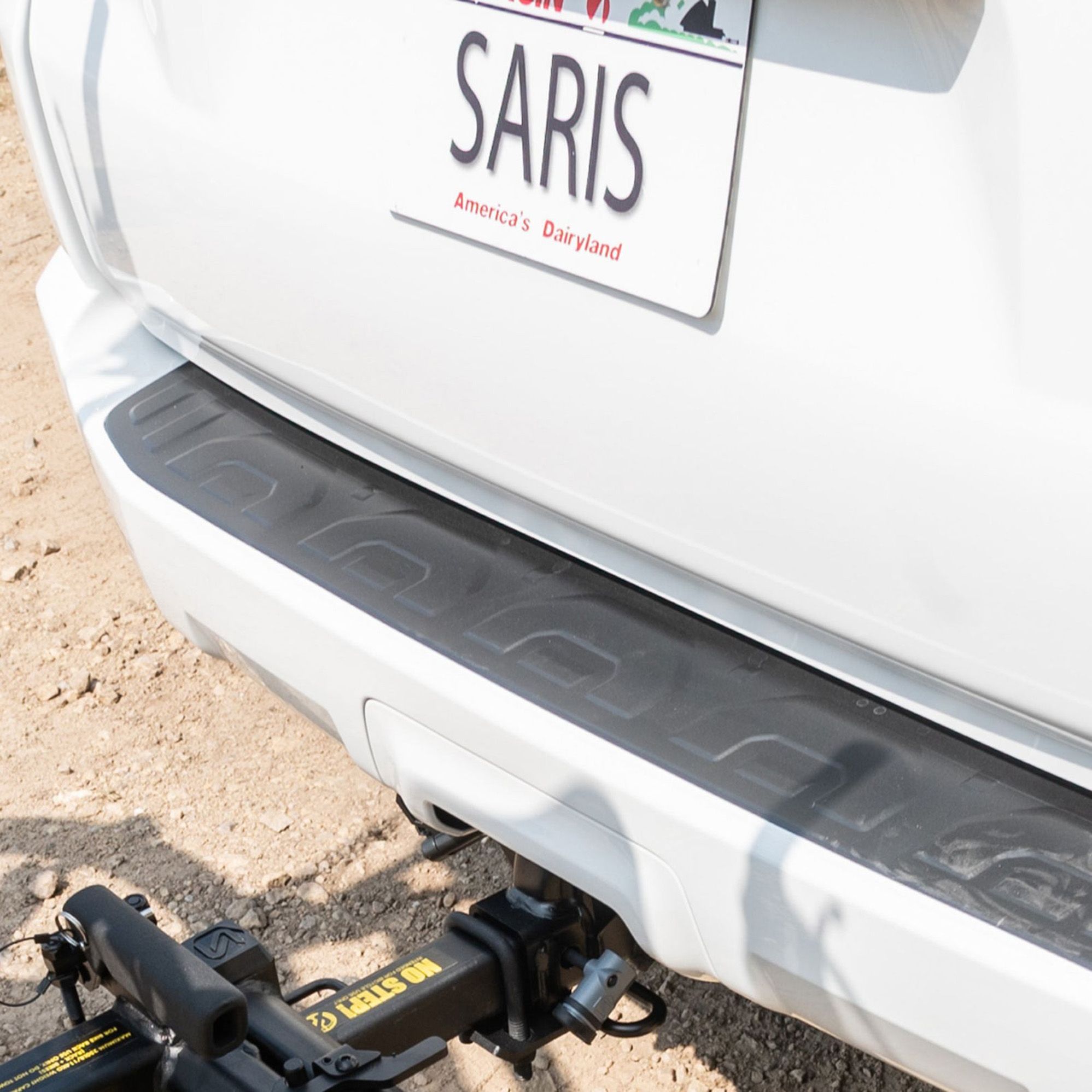 Saris Universal 2” Hitch Tightener product image
