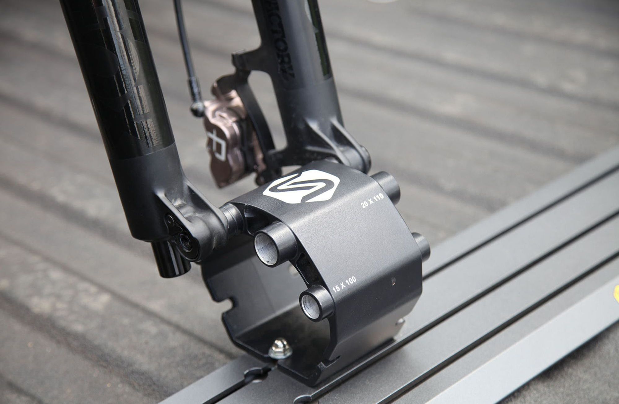 Saris Thru Axle Traps product image