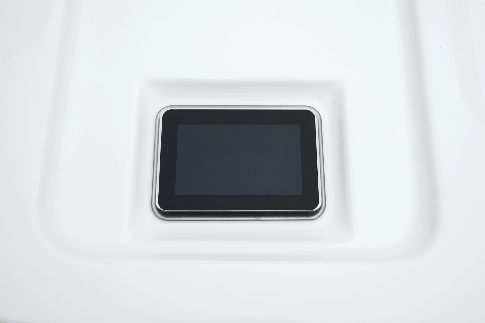 Lifetrend Alta 2-in-1 Hot and Cold Plunge product image