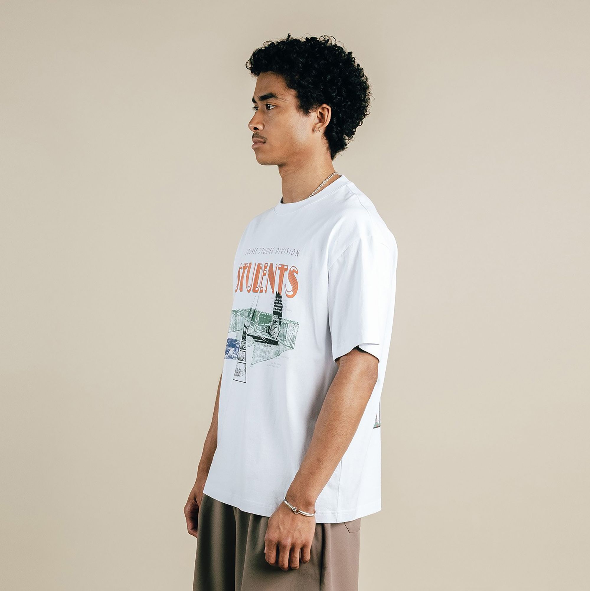 STUDENTS Men's Twilight Graphic Golf T-Shirt product image