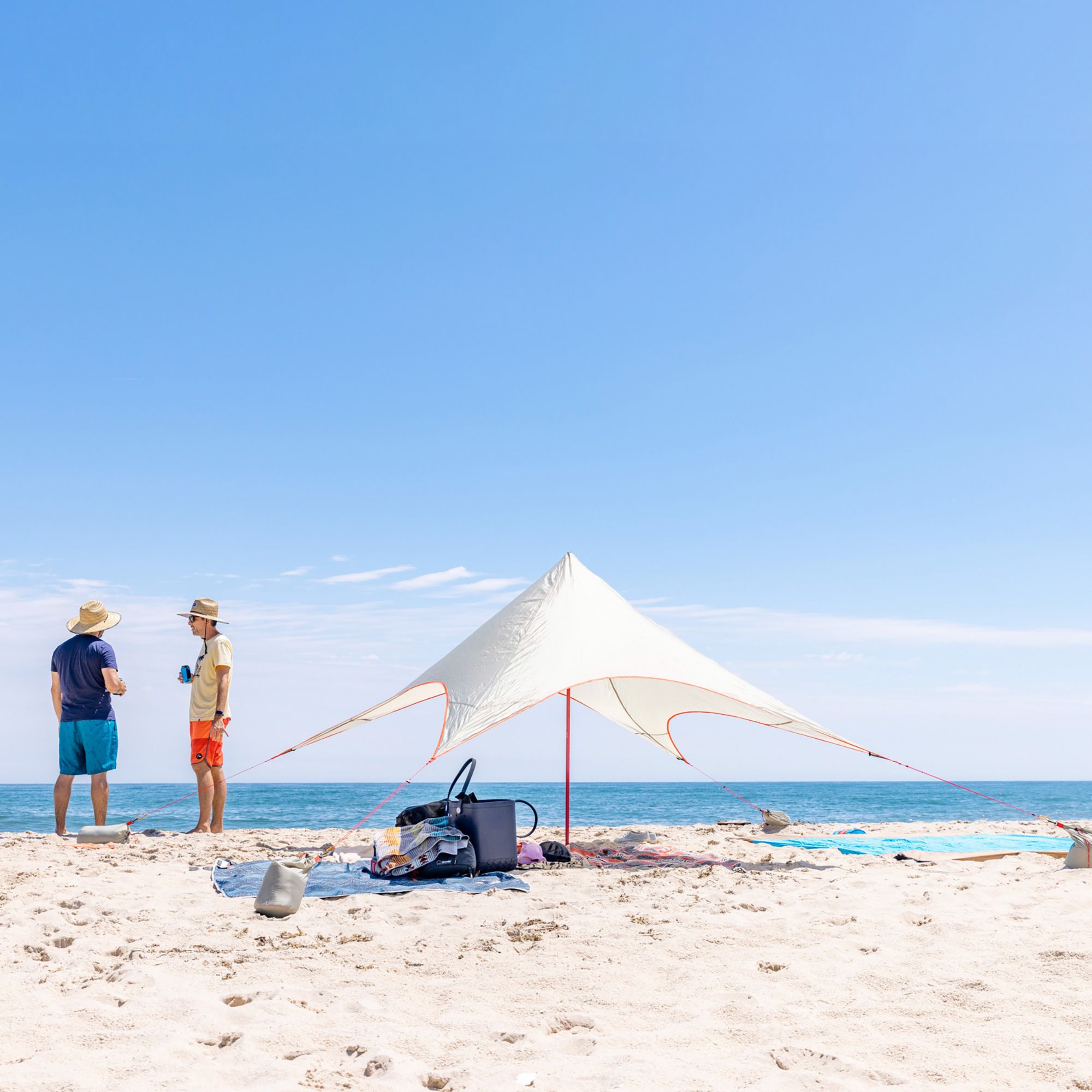 Grand Trunk ShadeCaster 2-Person Sunshade product image