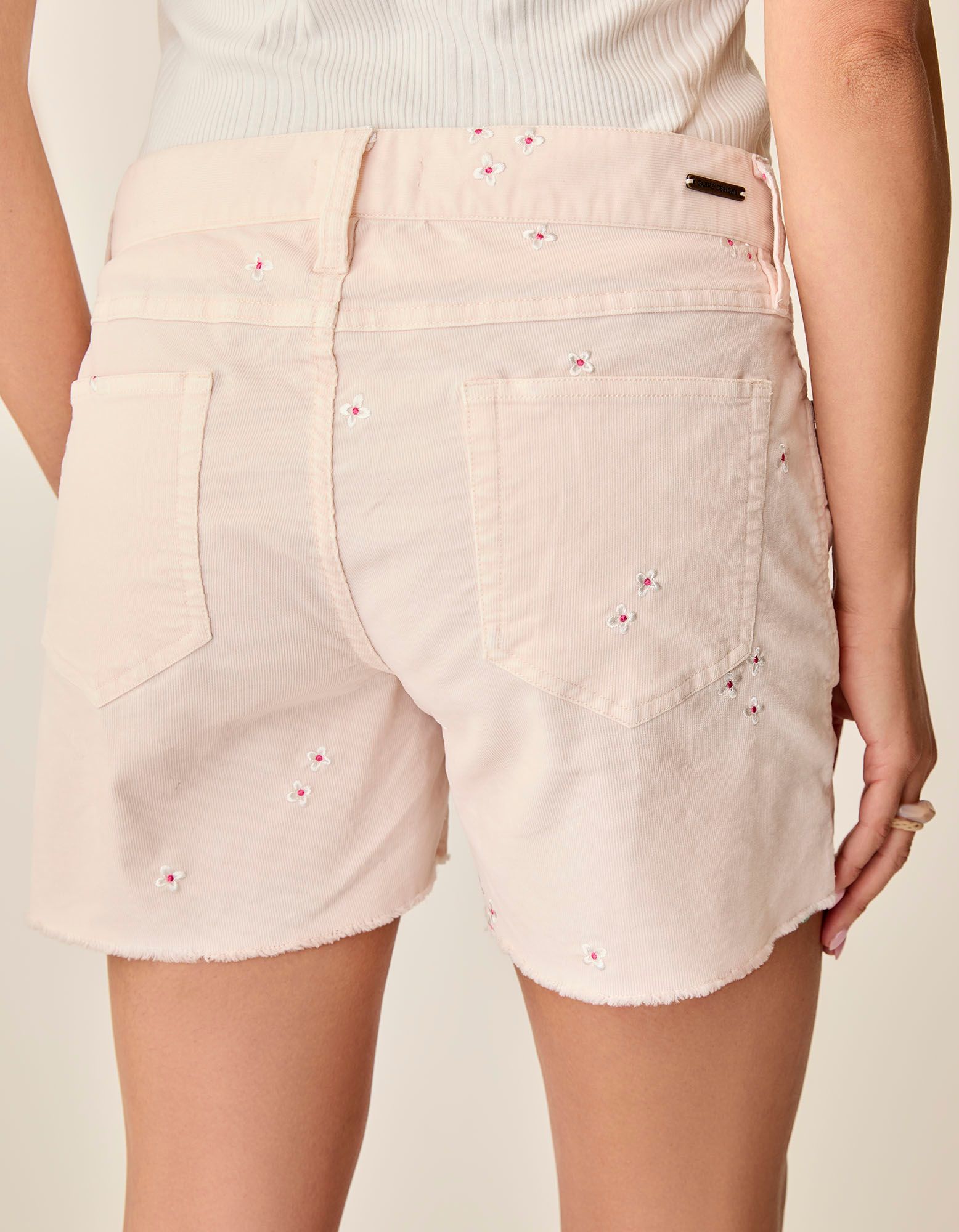 Carve Designs Women's Oahu 4" Shorts product image