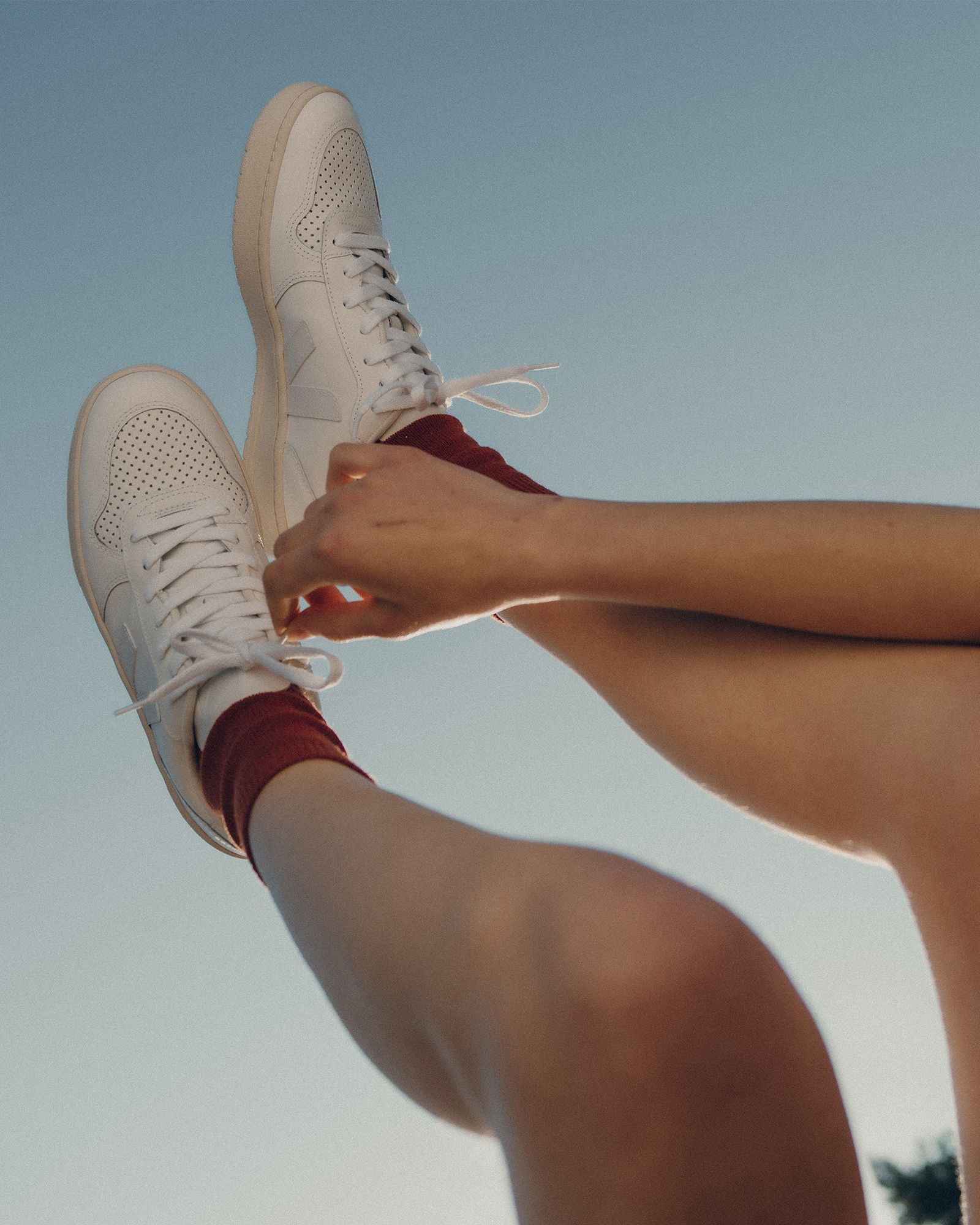 VEJA Women's V-10 Leather Shoes product image