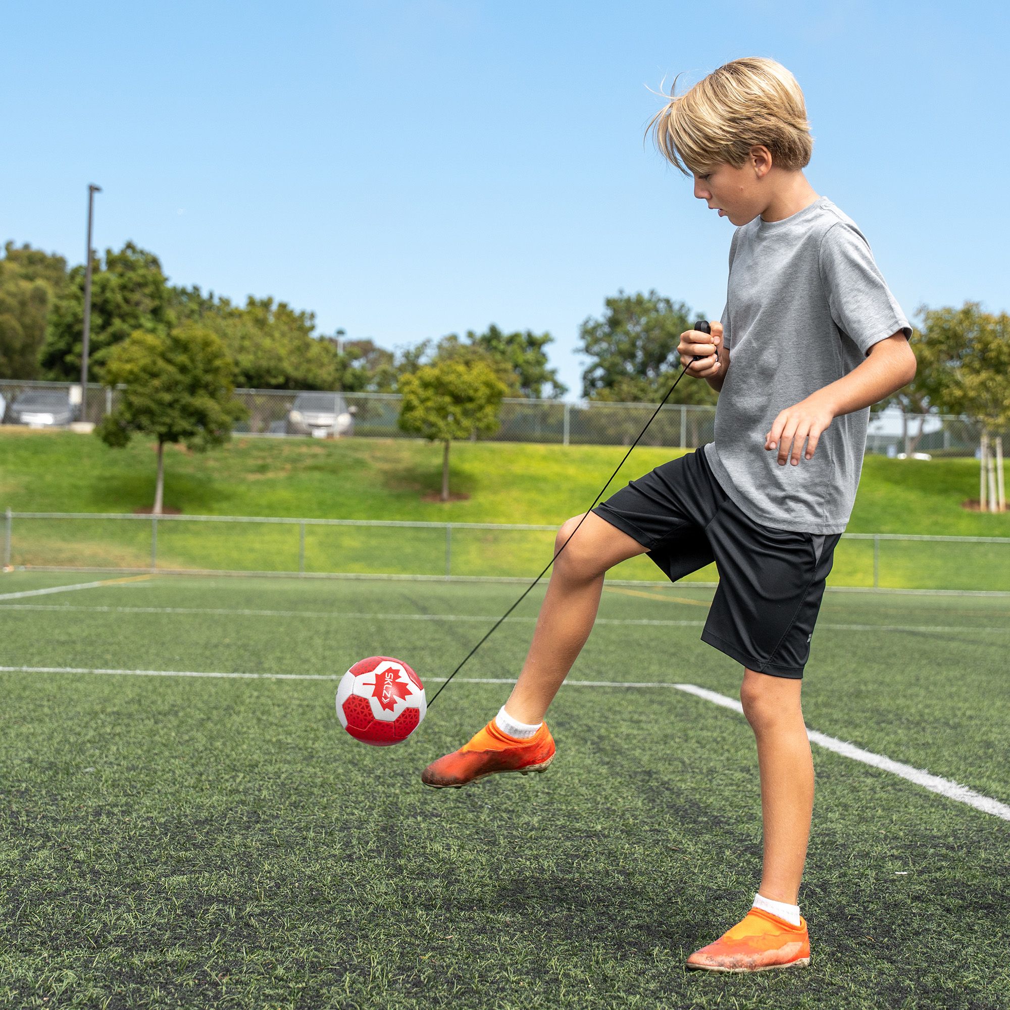 SKLZ Star Kick Touch Trainer Soccer Tether - Canada product image