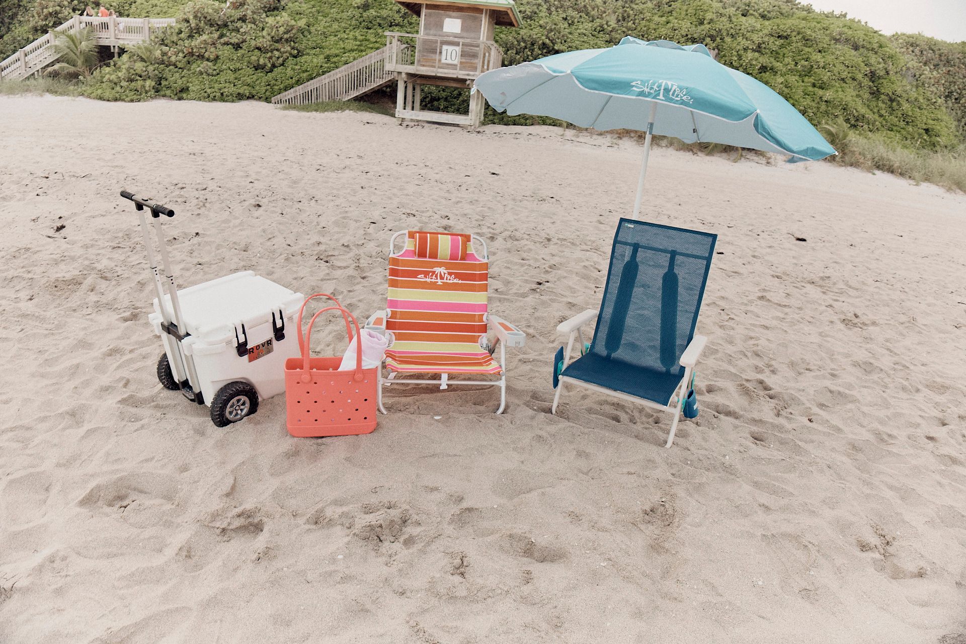 Salt Life 7' UV Beach Umbrella product image