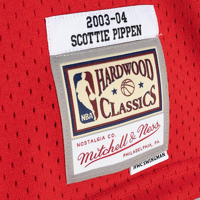 Men's Mitchell & Ness Scottie Pippen White Chicago Bulls 2003-04