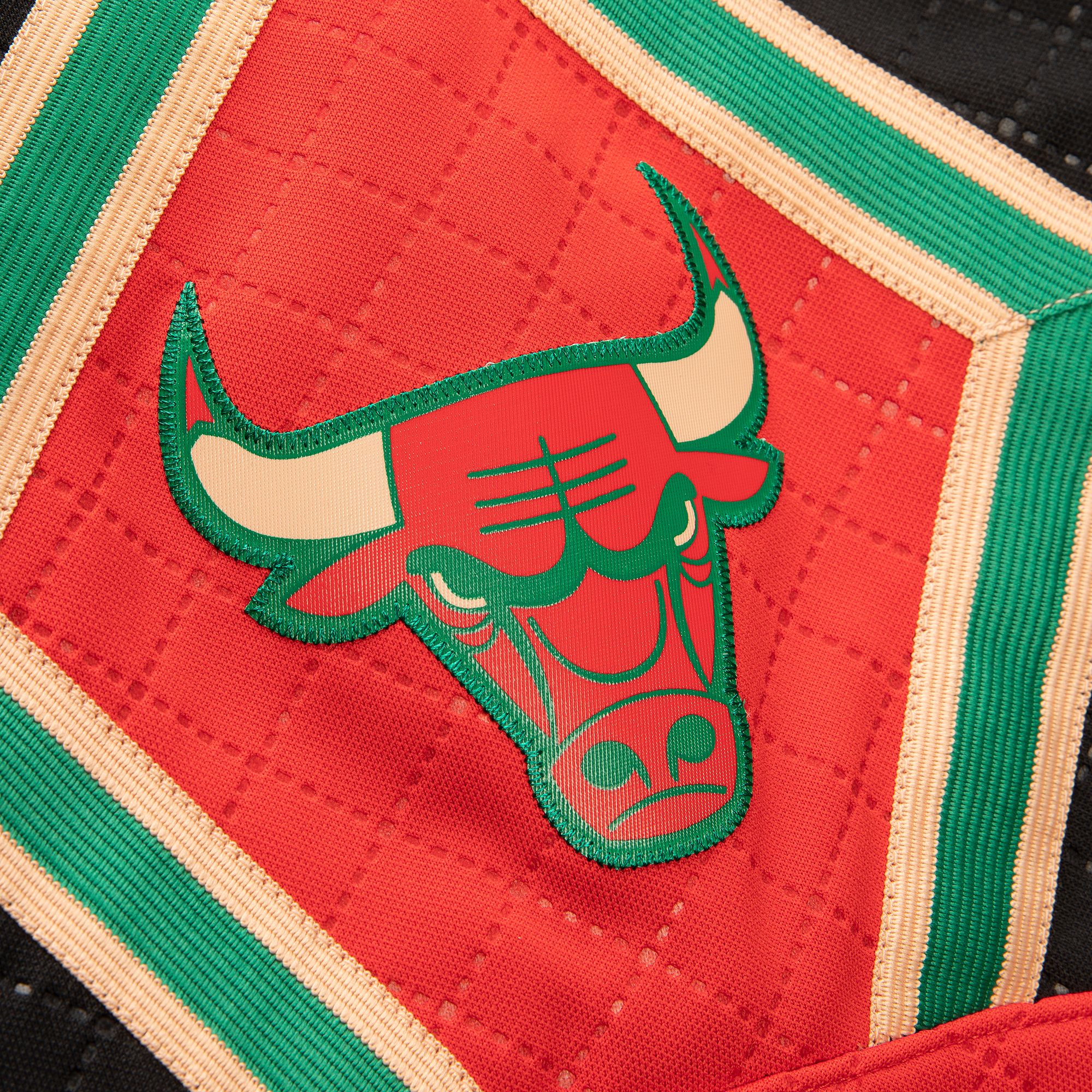 Mitchell & Ness Men's 1997 Chicago Bulls Black Swingman Shorts product image