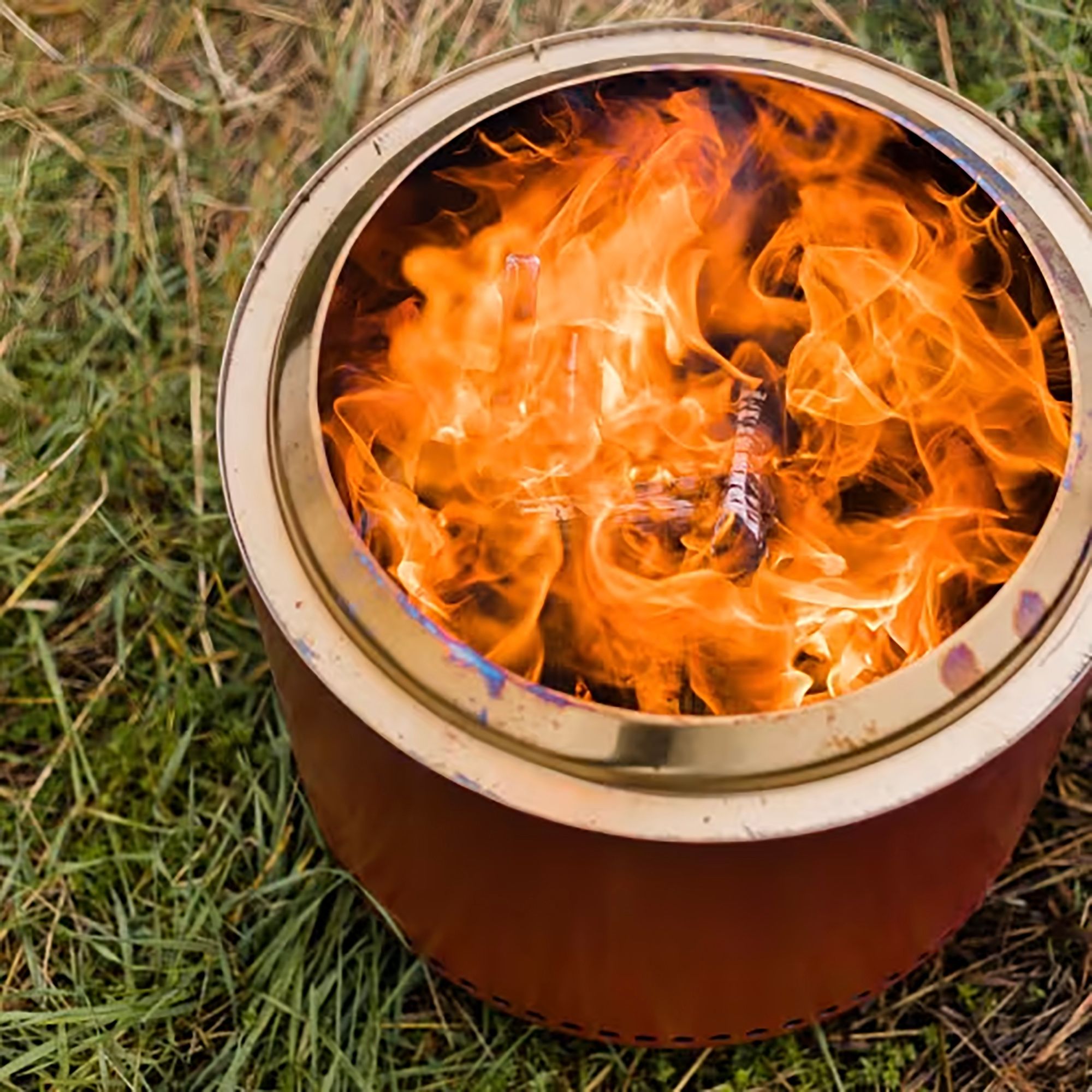 Solo Stove Bonfire 2.0 Color + Stand Bundle product image