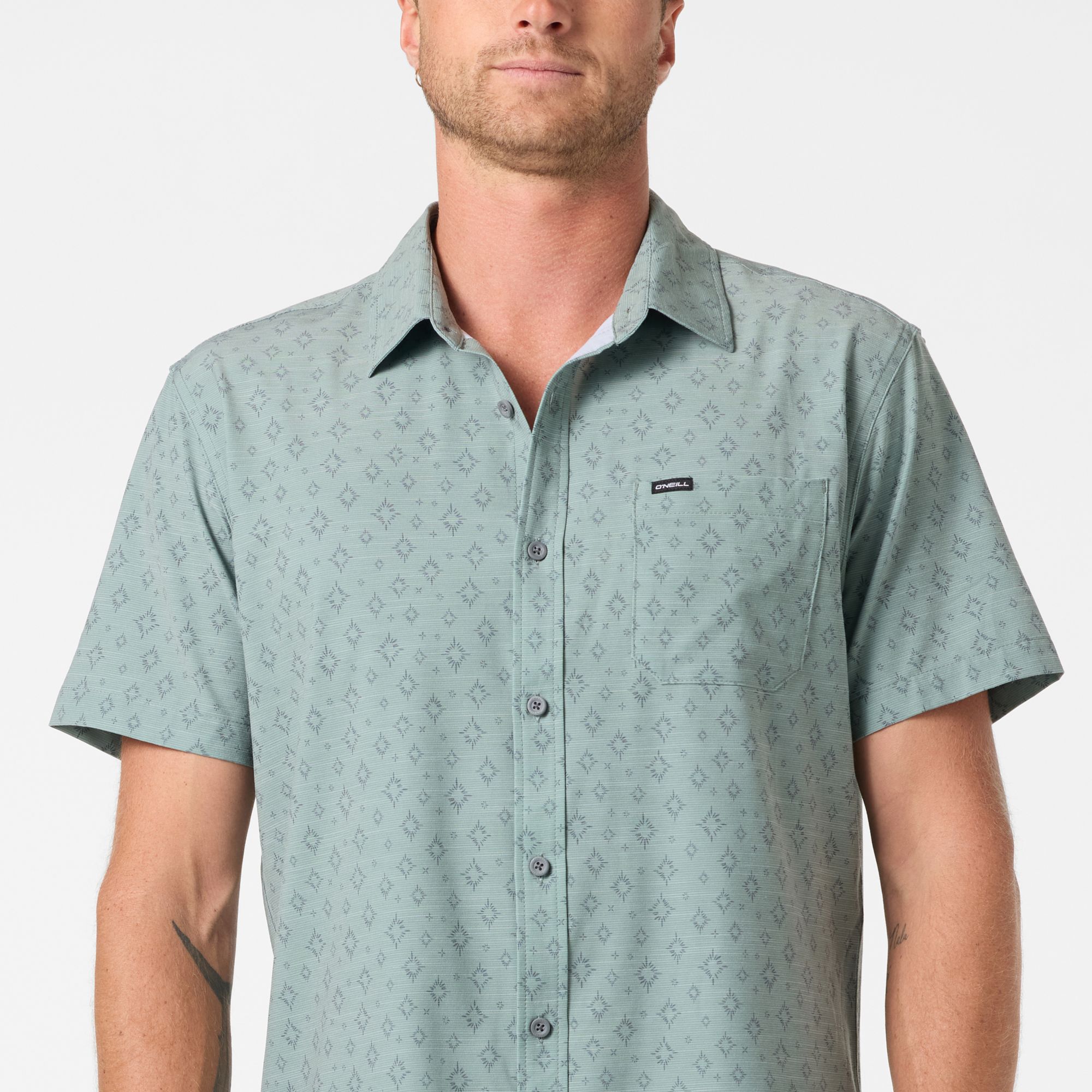 O'Neill Men's UPF Slub Standard Short Sleeve Woven Shirt product image