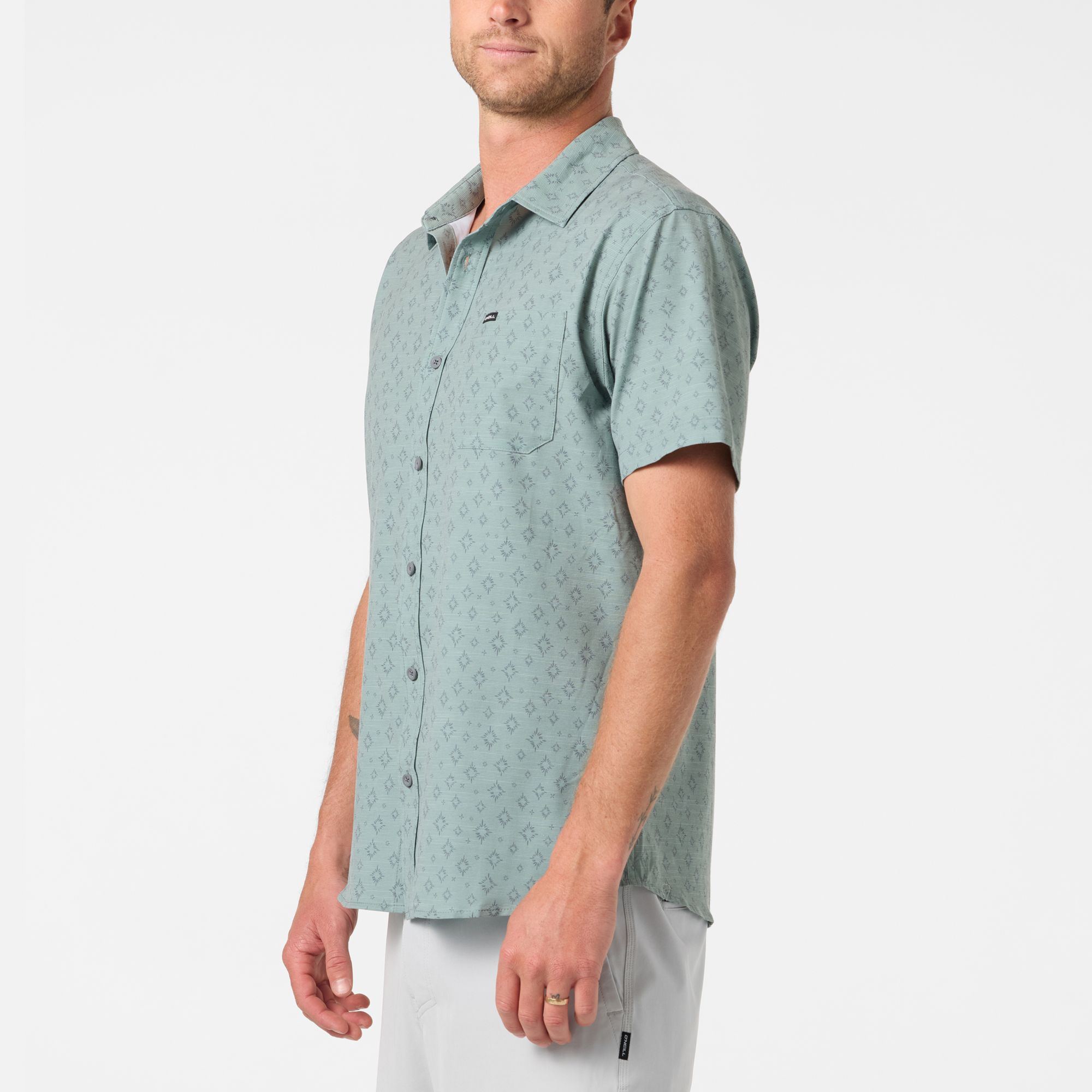 O'Neill Men's UPF Slub Standard Short Sleeve Woven Shirt product image