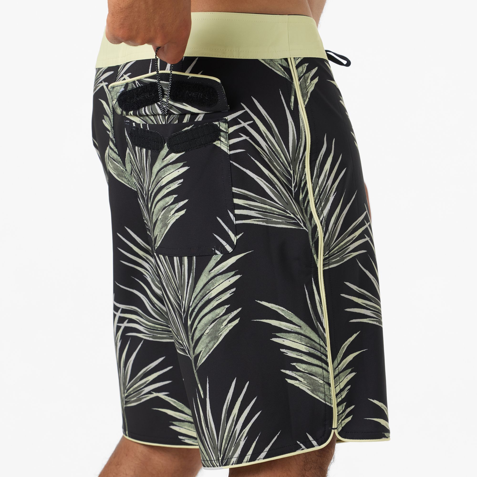 O'Neill Men's Hyperfreak Mysto Scallop 19" Board Shorts product image