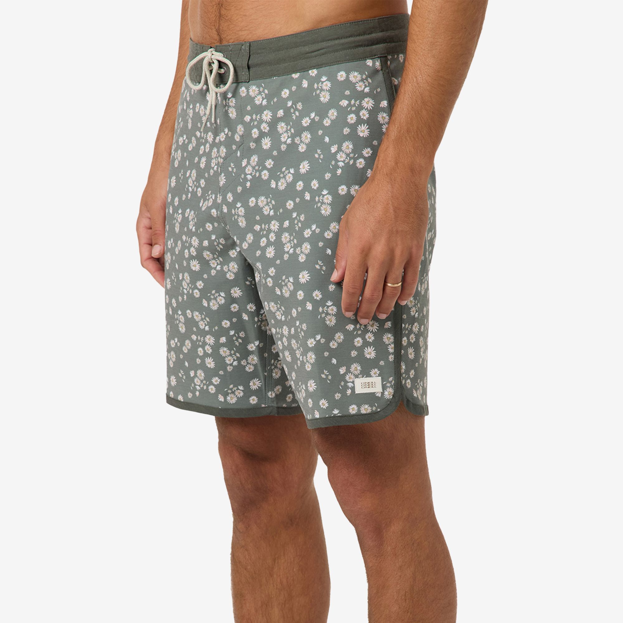 O'Neill Men's Cruzer Scallop 18" Board Shorts product image