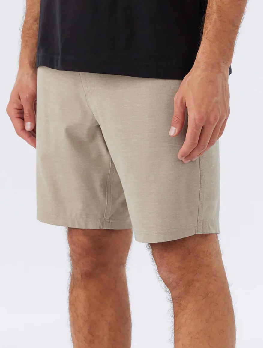 O'Neill Men's Reserve Light Check 19” Hybrid Shorts product image