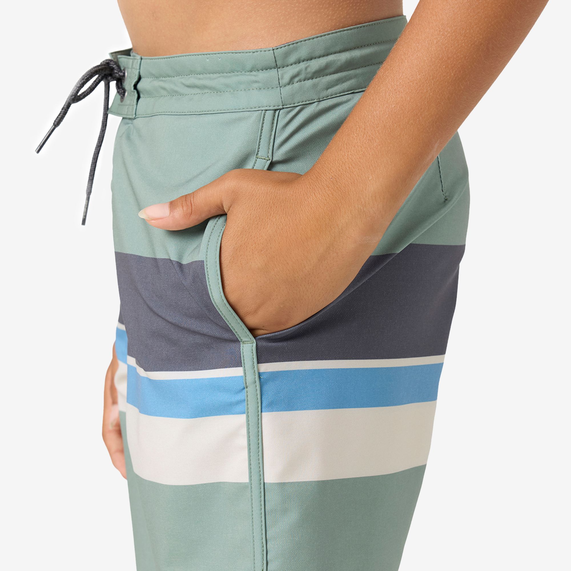 O'Neill Boys' Cruzer Scallop 16” Boardshorts product image