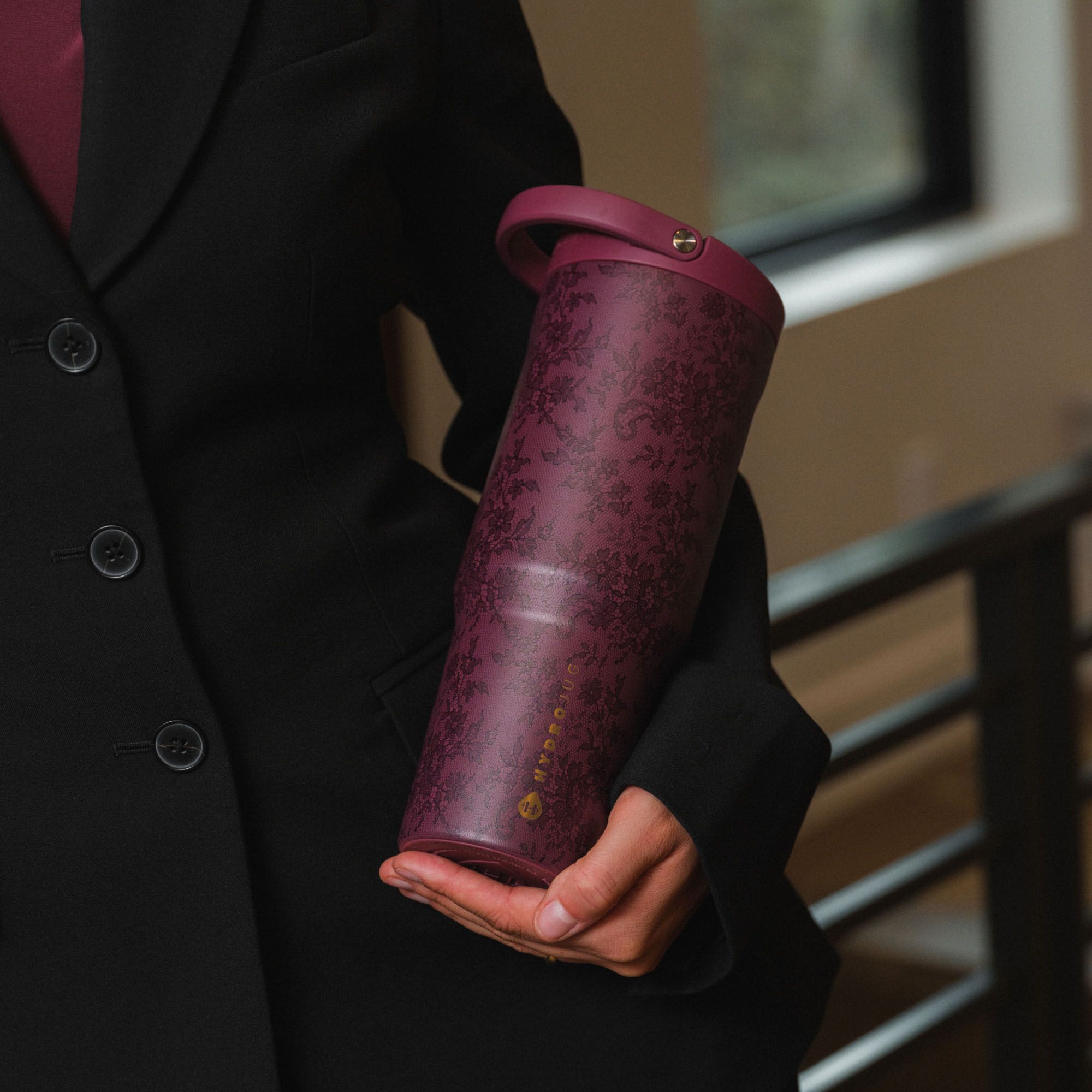 HYDROJUG 32 oz. Sport Bottle - Midnight Collection product image