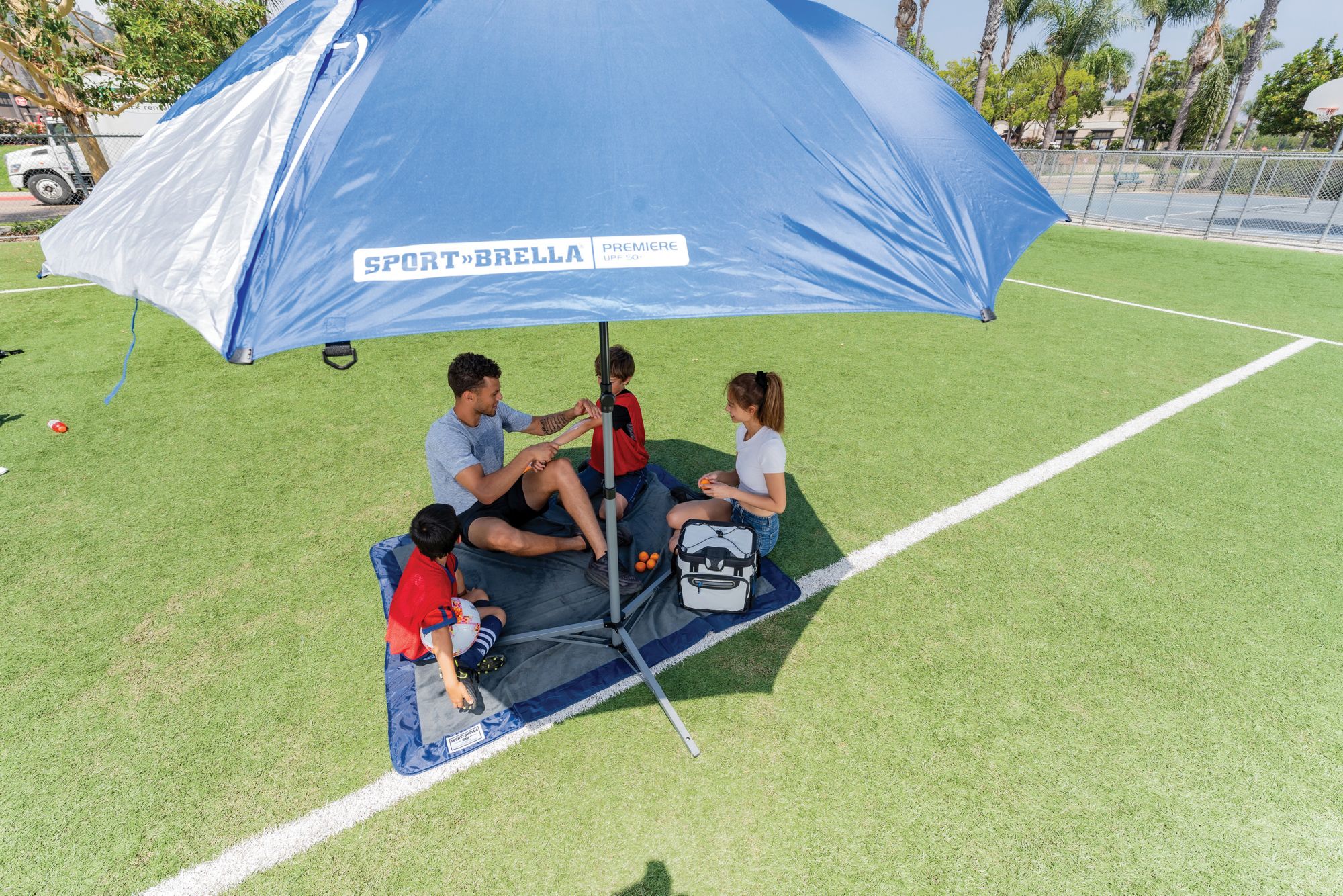 Sport-Brella 8' Premiere Umbrella with Freestand Base and Auger for Sand product image