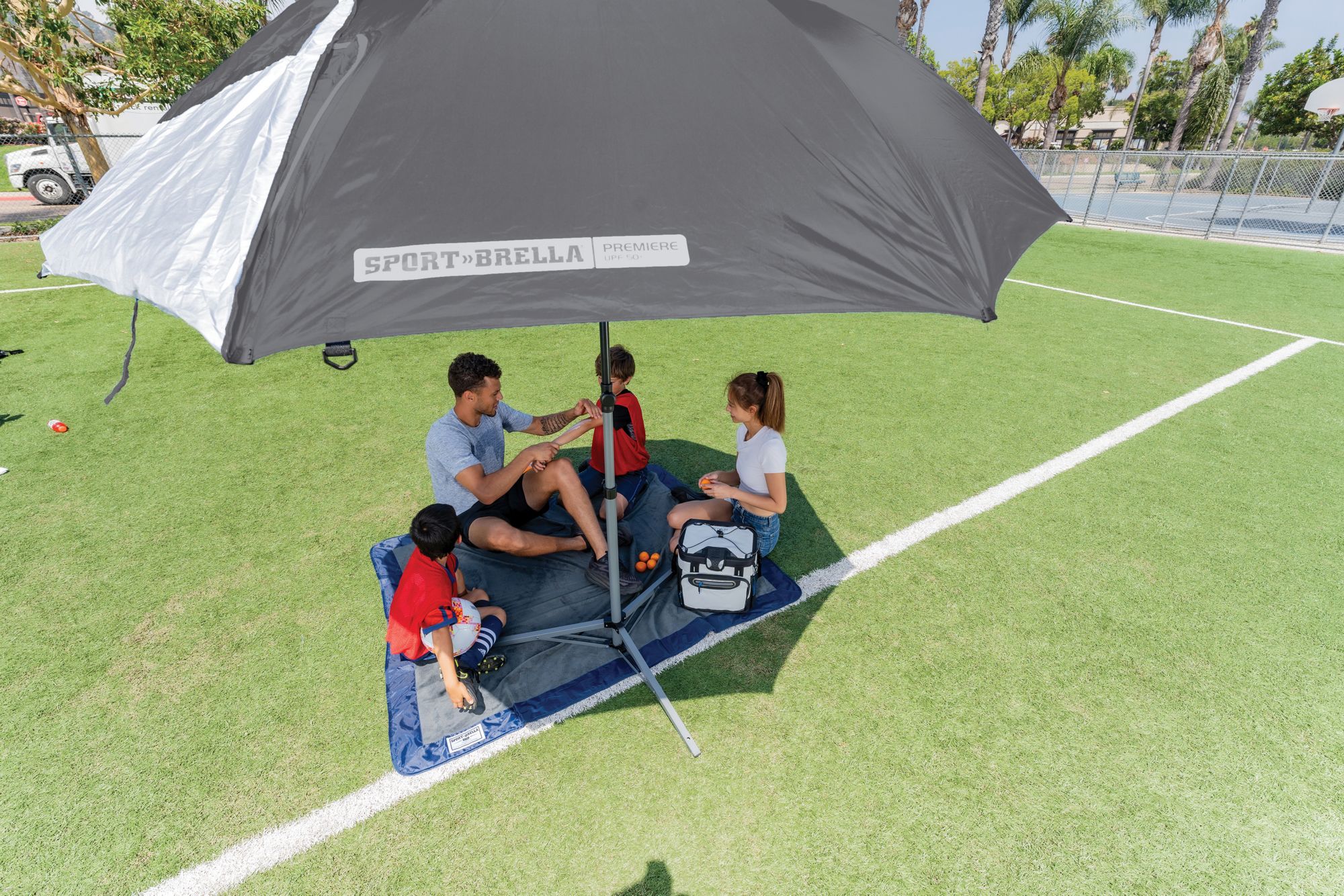 Sport-Brella 8' Premiere Umbrella with Freestand Base and Auger for Sand product image