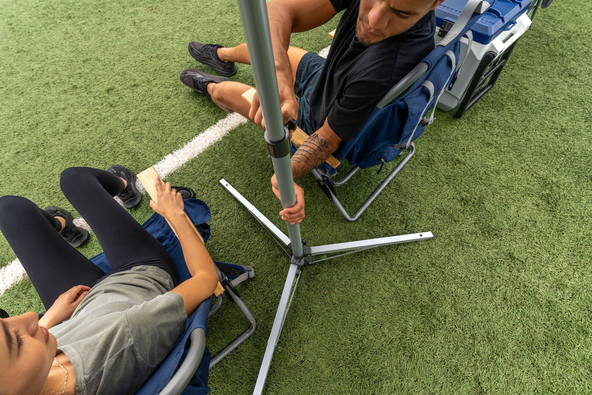 Sport-Brella 8' Premiere Umbrella with Freestand Base and Auger for Sand product image