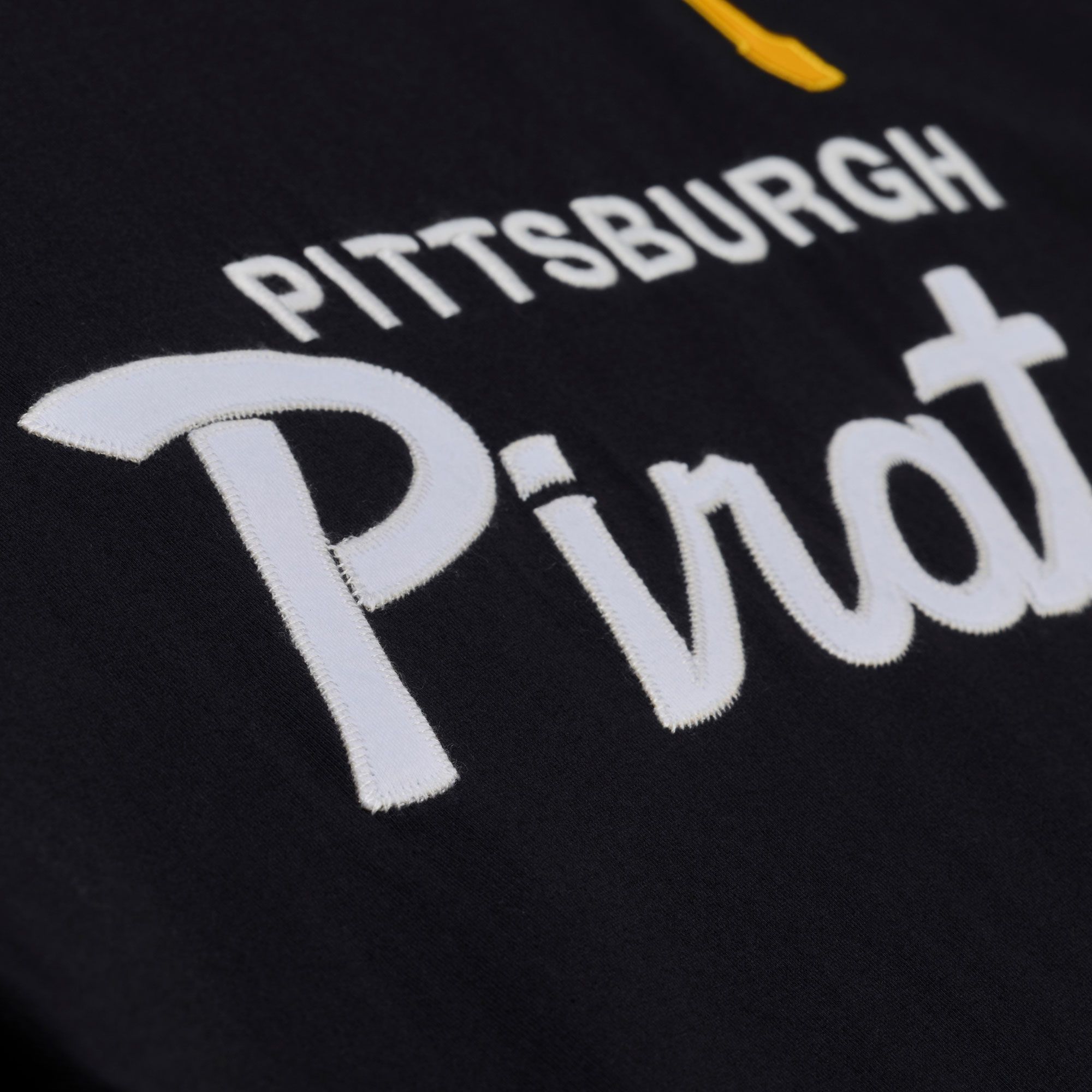 Mitchell & Ness Women's Pittsburgh Pirates Black Head Coach T-Shirt product image