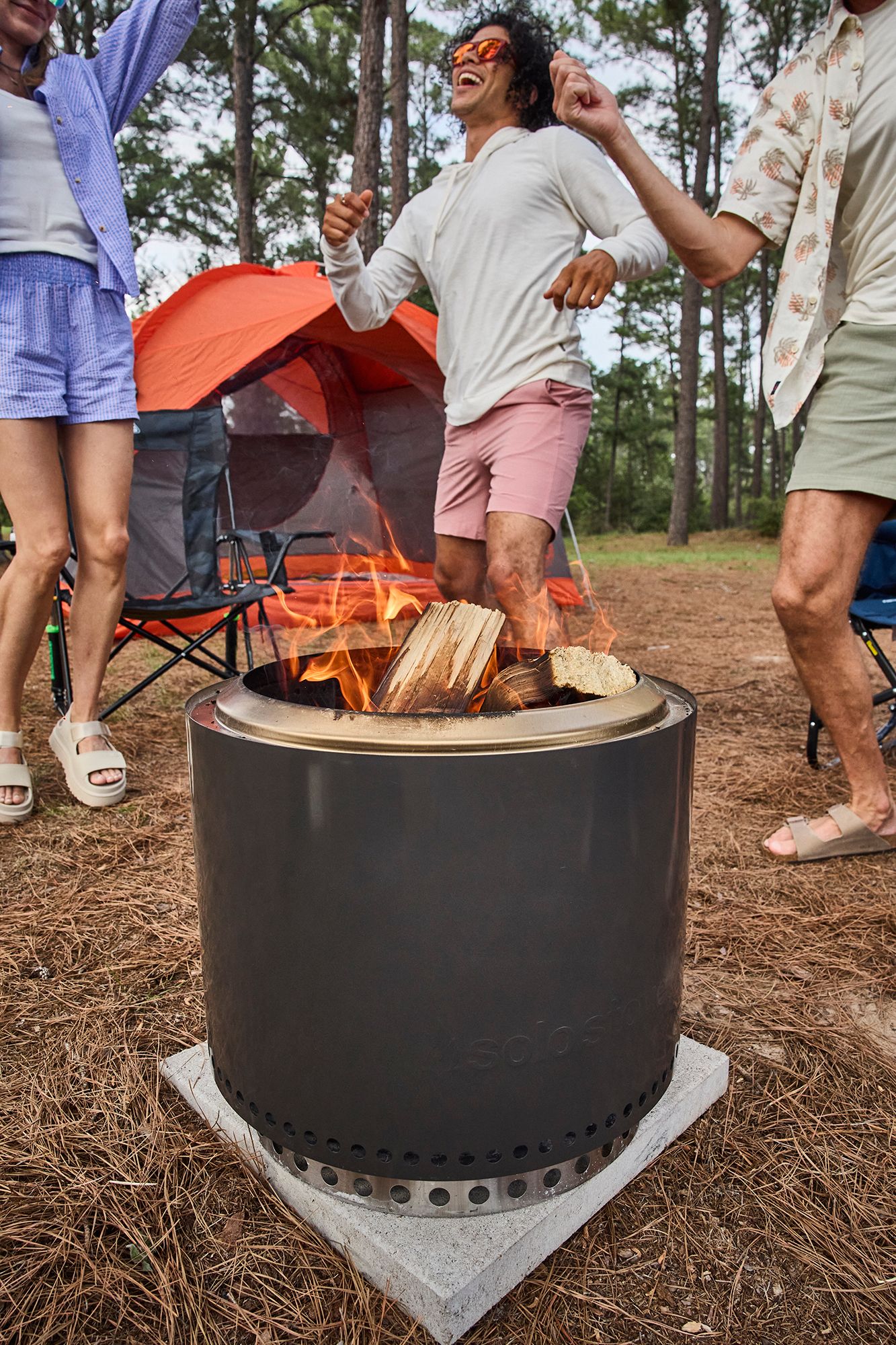 Solo Stove Bonfire 2.0 Color + Stand Bundle product image