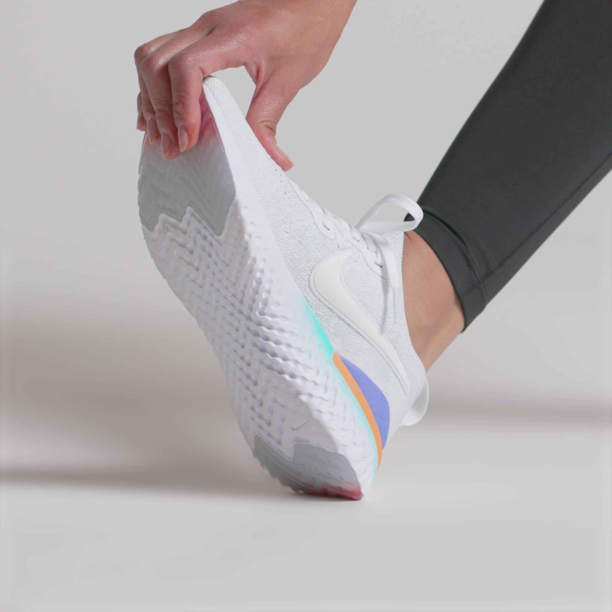 nike epic react flyknit 2 running sneakers