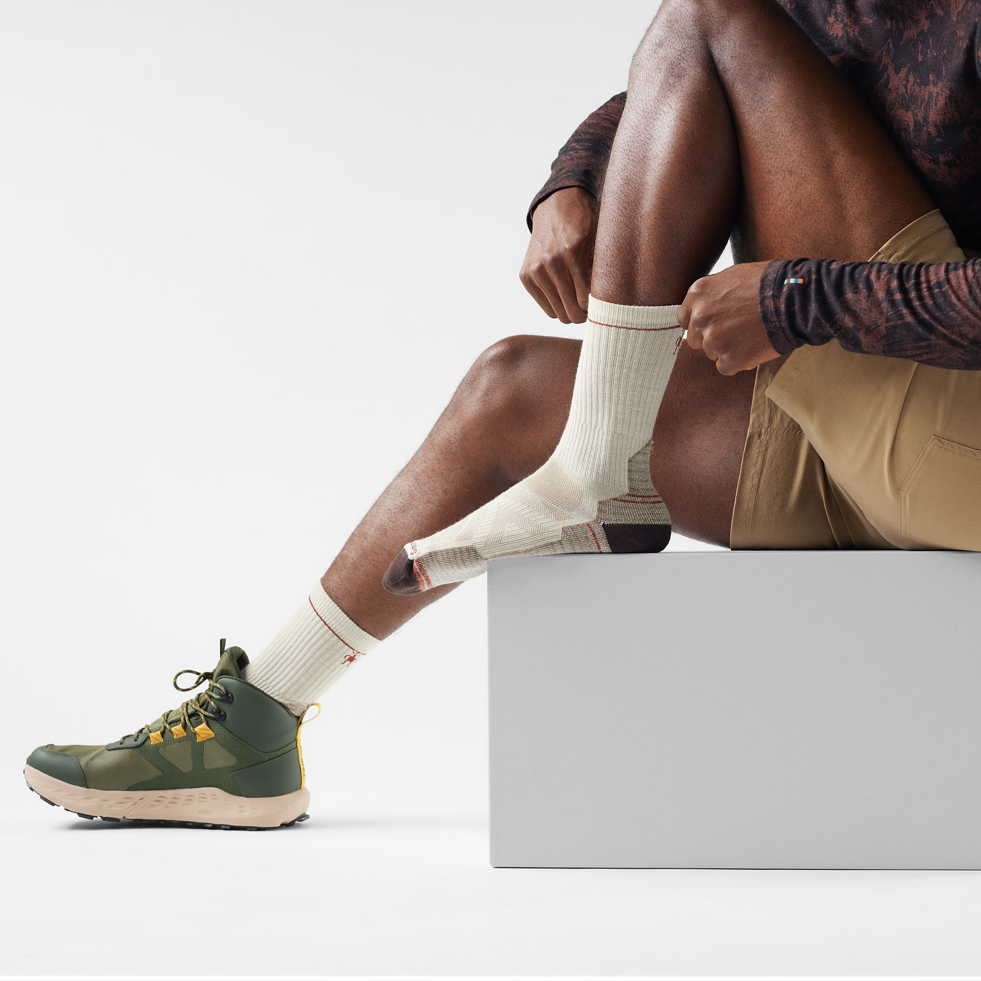 SmartWool Men's Hike Light Cushion Crew Socks product image