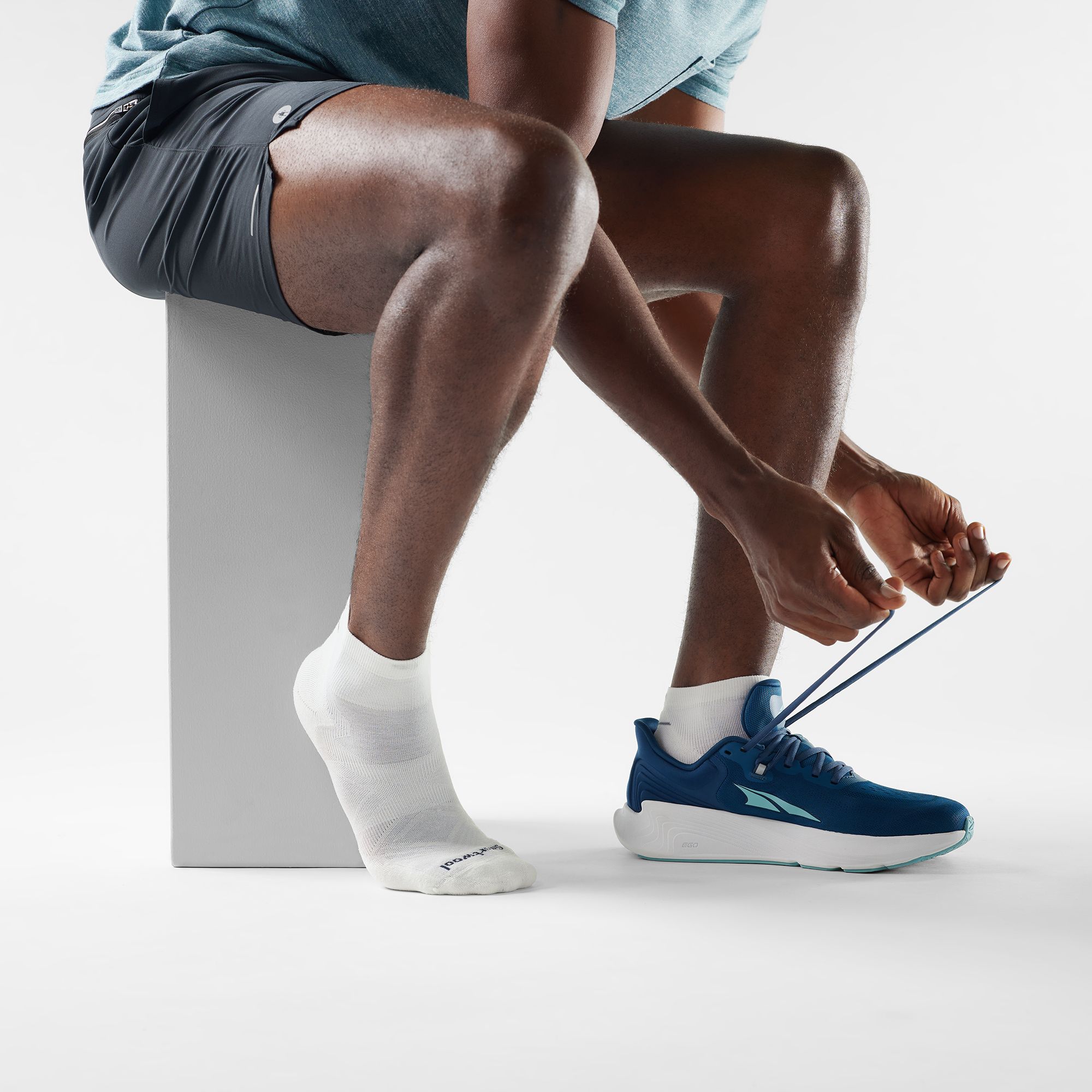 SmartWool Run Targeted Cushion Ankle Socks product image