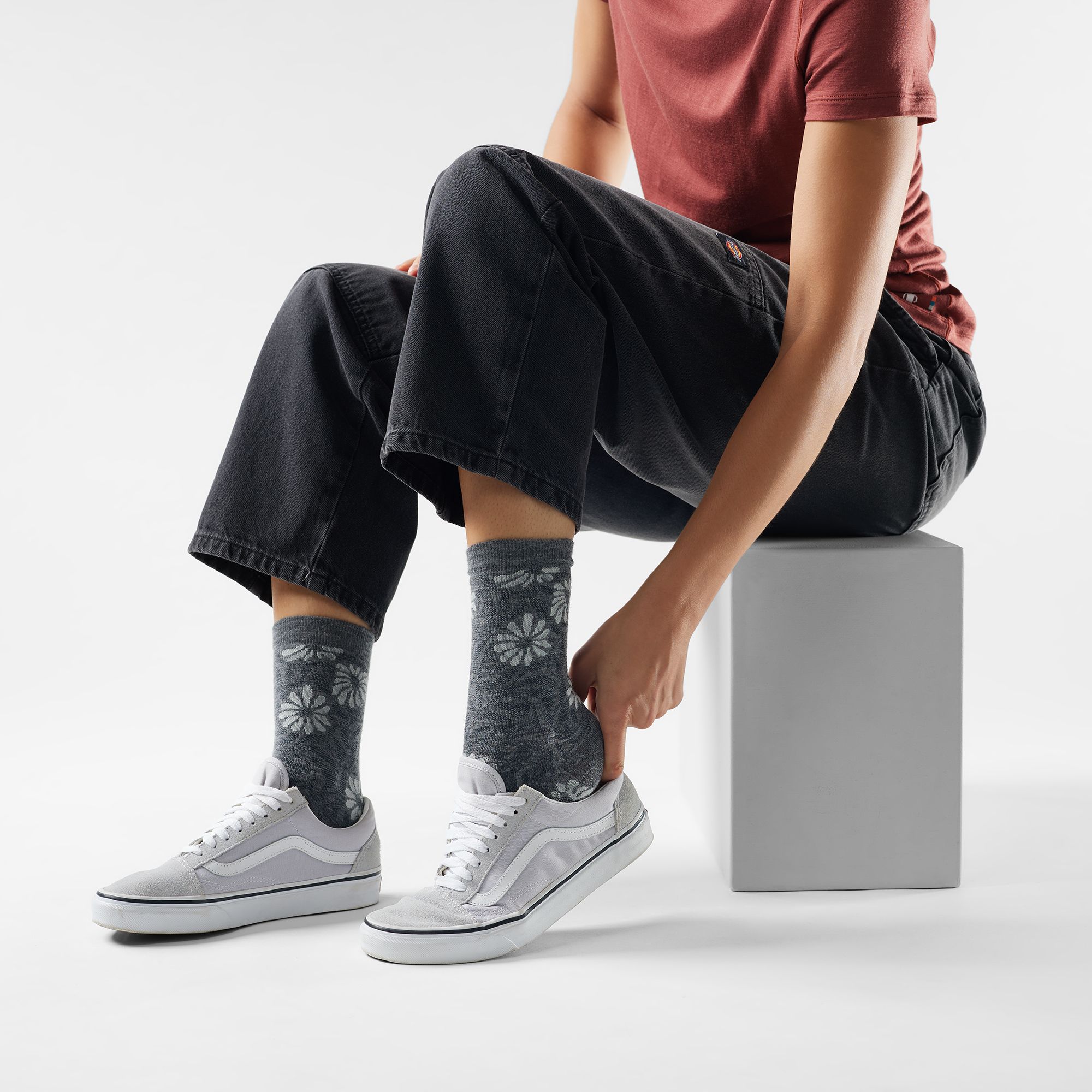 Smartwool Everyday Floral Crew Socks product image