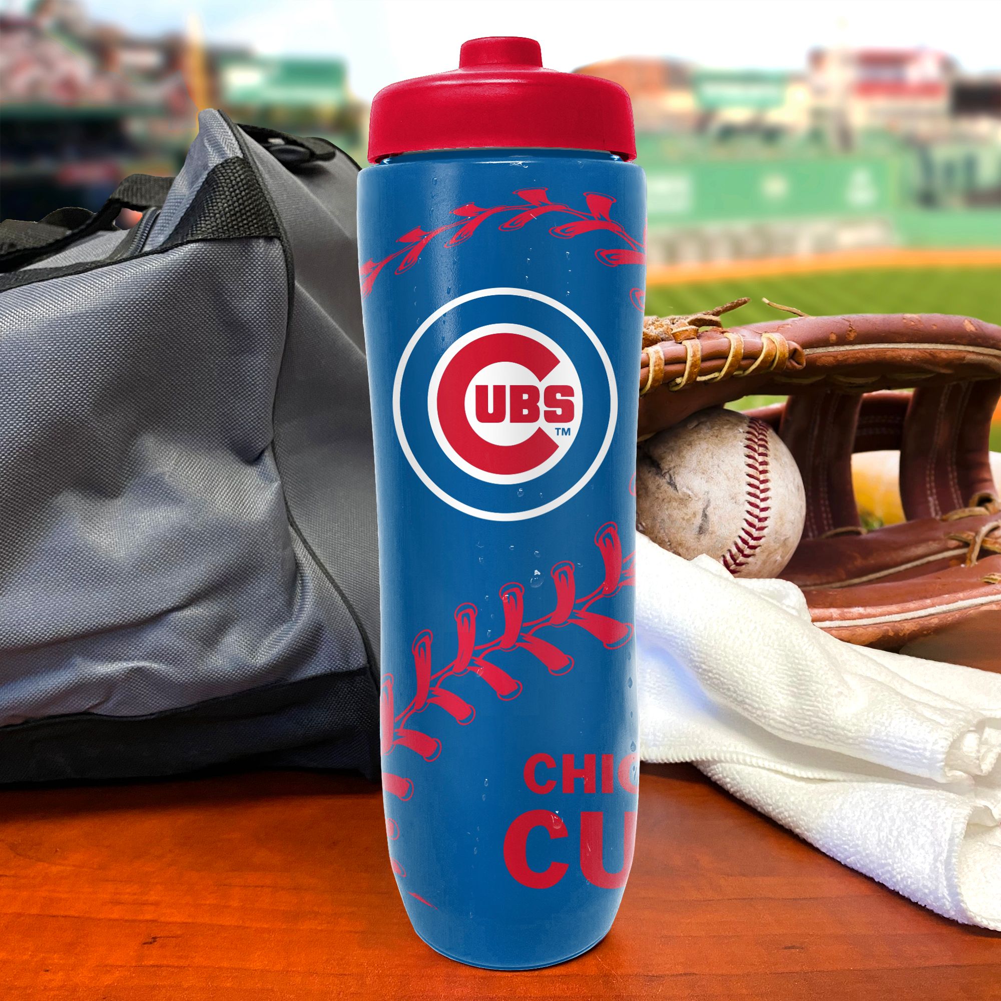 Party Animal Chicago Cubs 32 oz. Squeezy Water Bottle product image