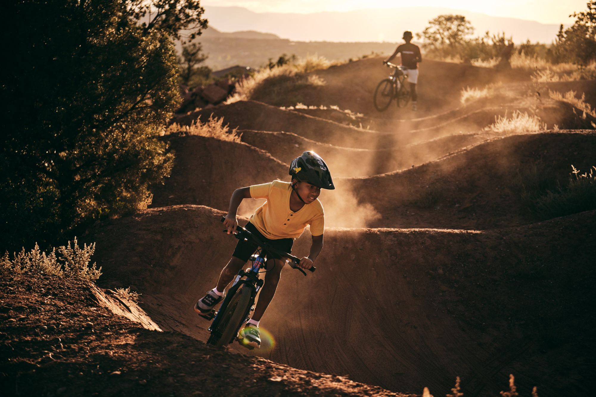 Mongoose Kids' 24” Switchback Sport Mountain Bike product image