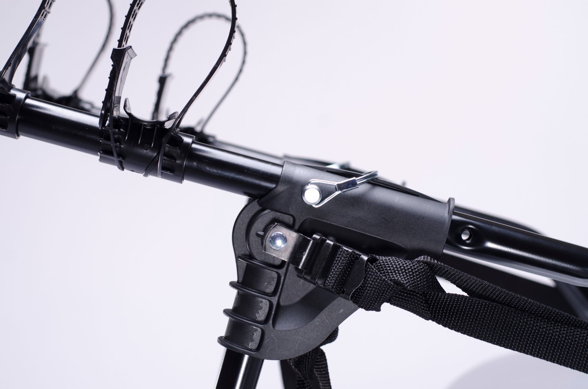 schwinn signature trunk mount 2 bike rack compatibility